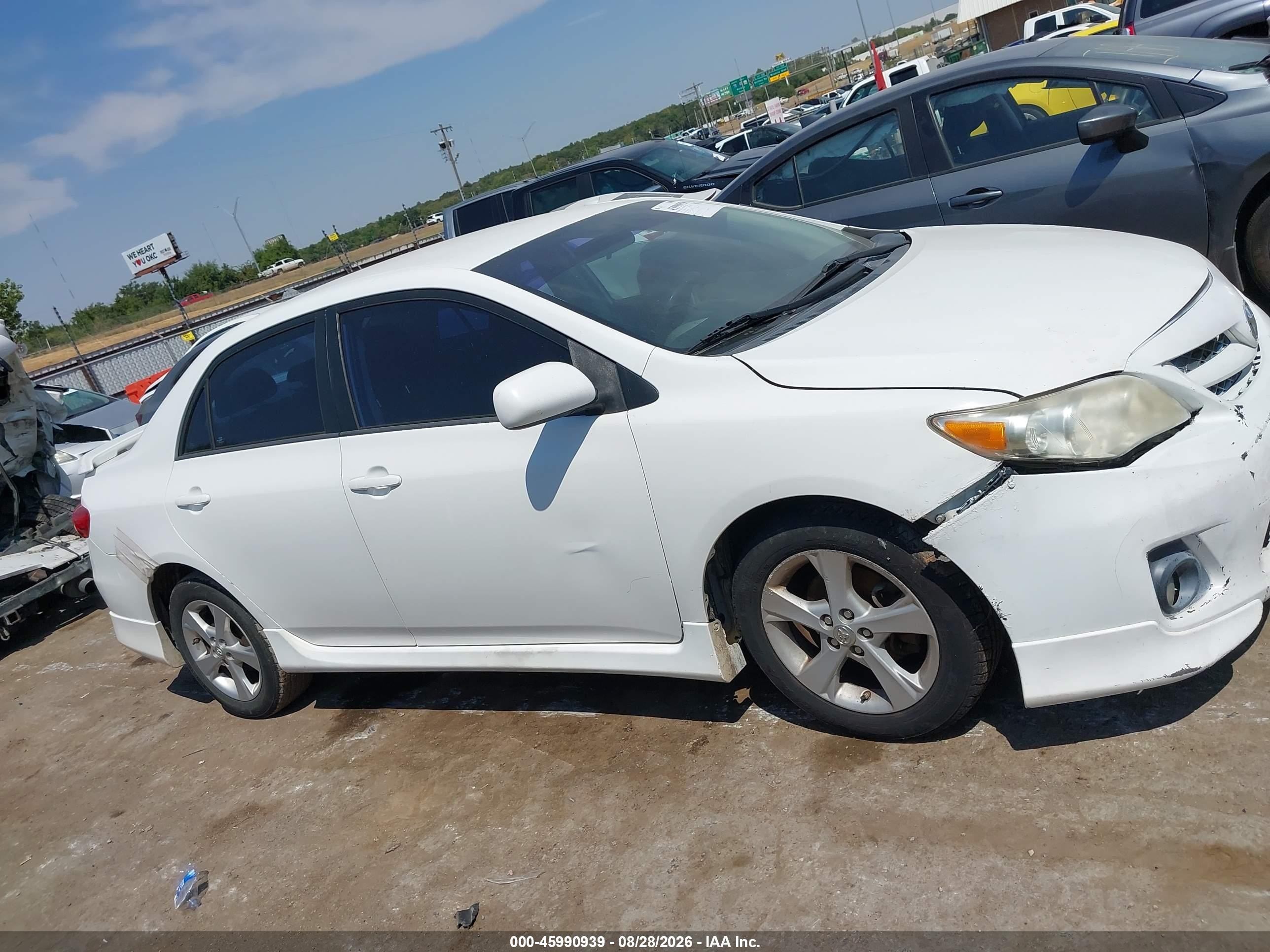 2013 Toyota Corolla S White vin: 5YFBU4EE6DP117229