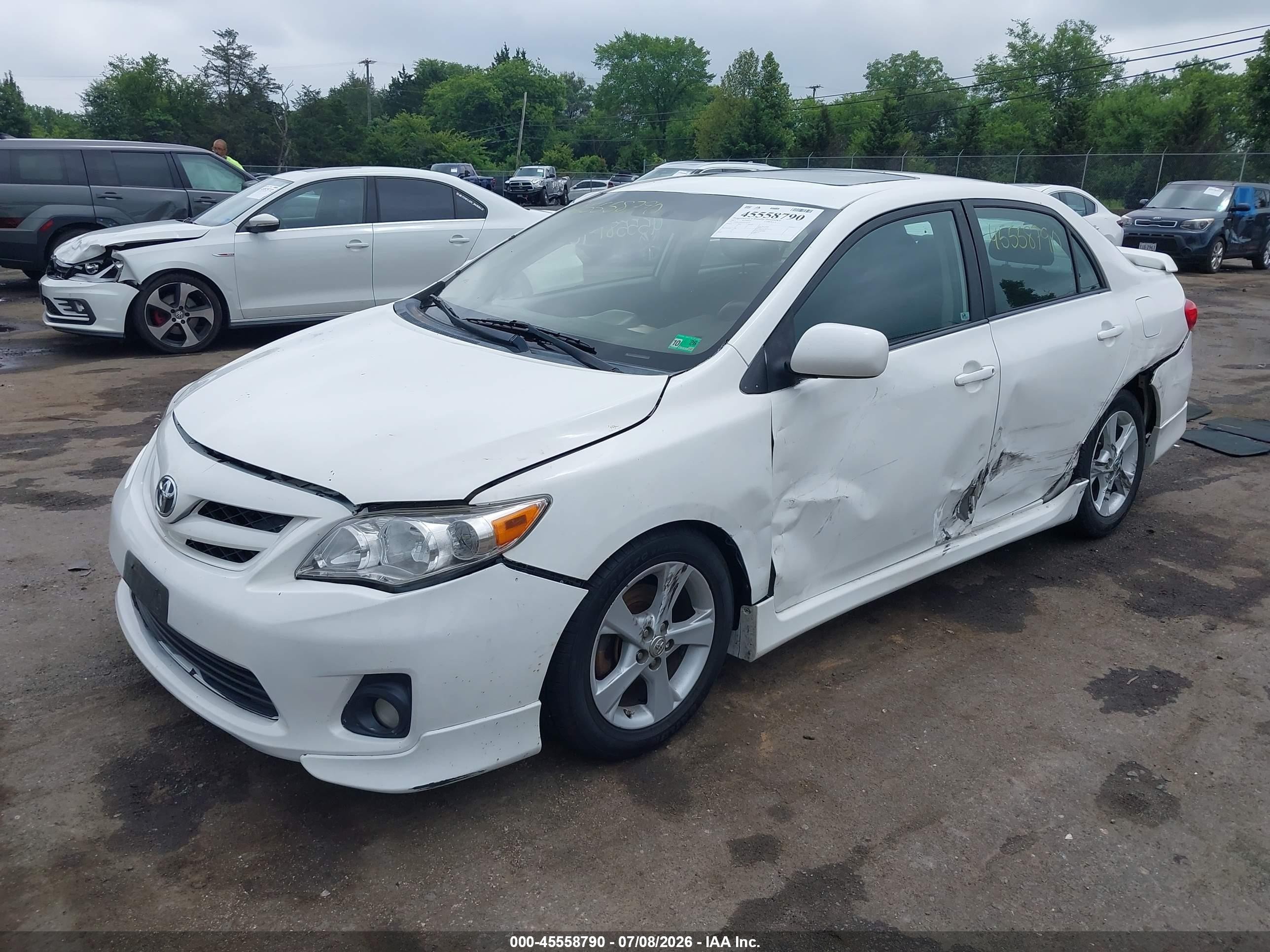2013 Toyota Corolla S White vin: 5YFBU4EE6DP126156