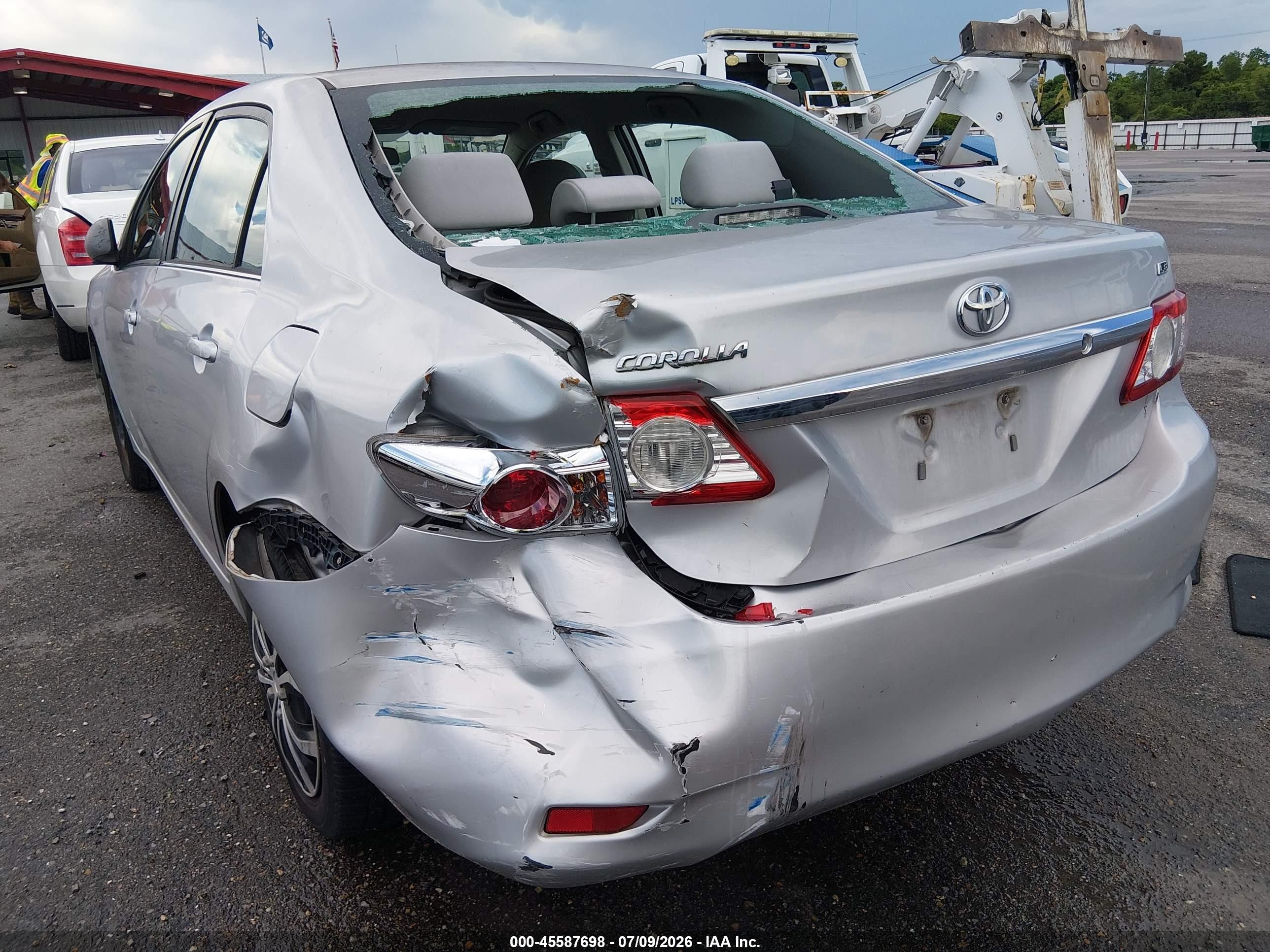 2013 Toyota Corolla Le Silver vin: 5YFBU4EE6DP126769