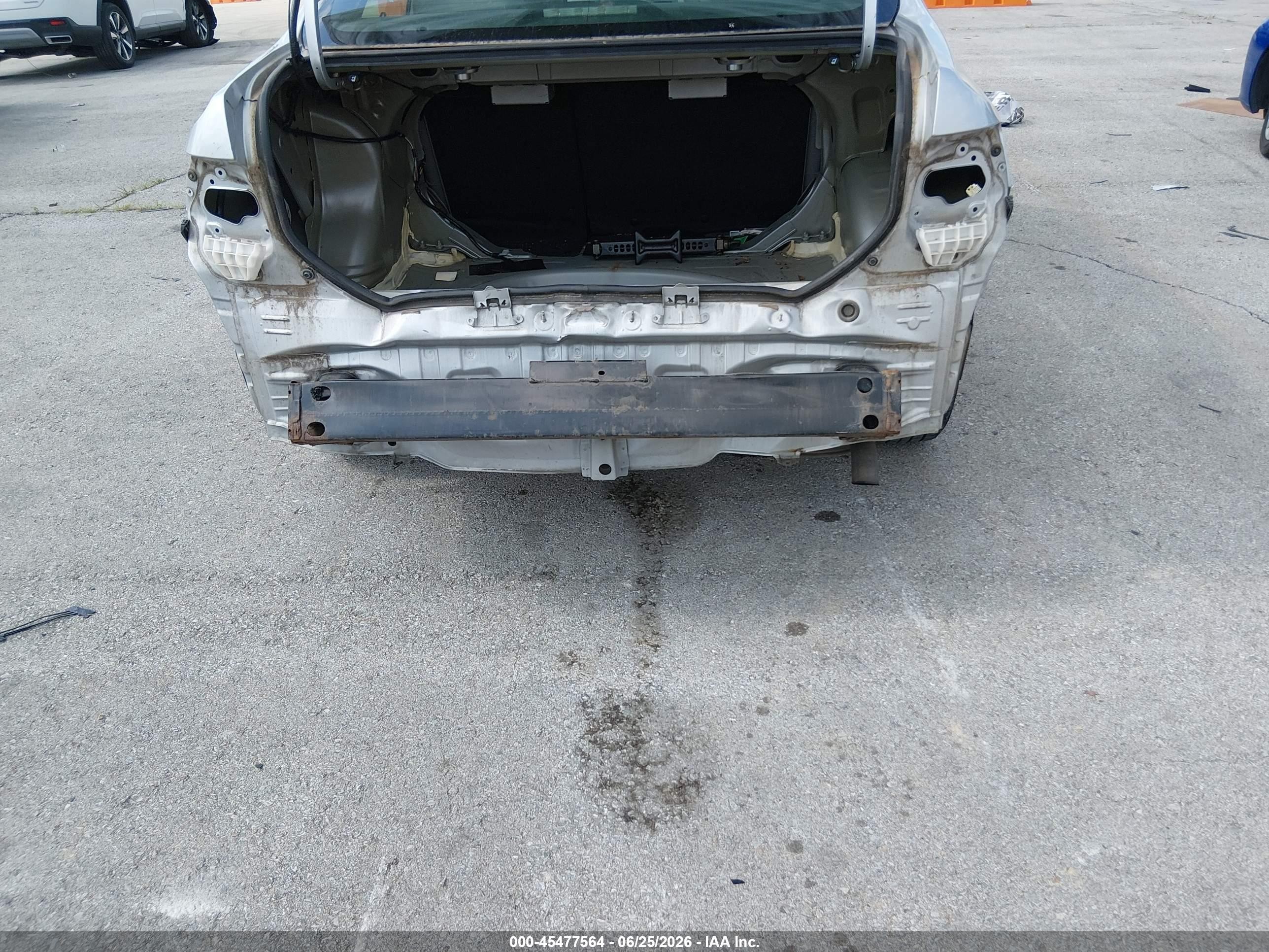 2013 Toyota Corolla Le Серебряный vin: 5YFBU4EE6DP128487