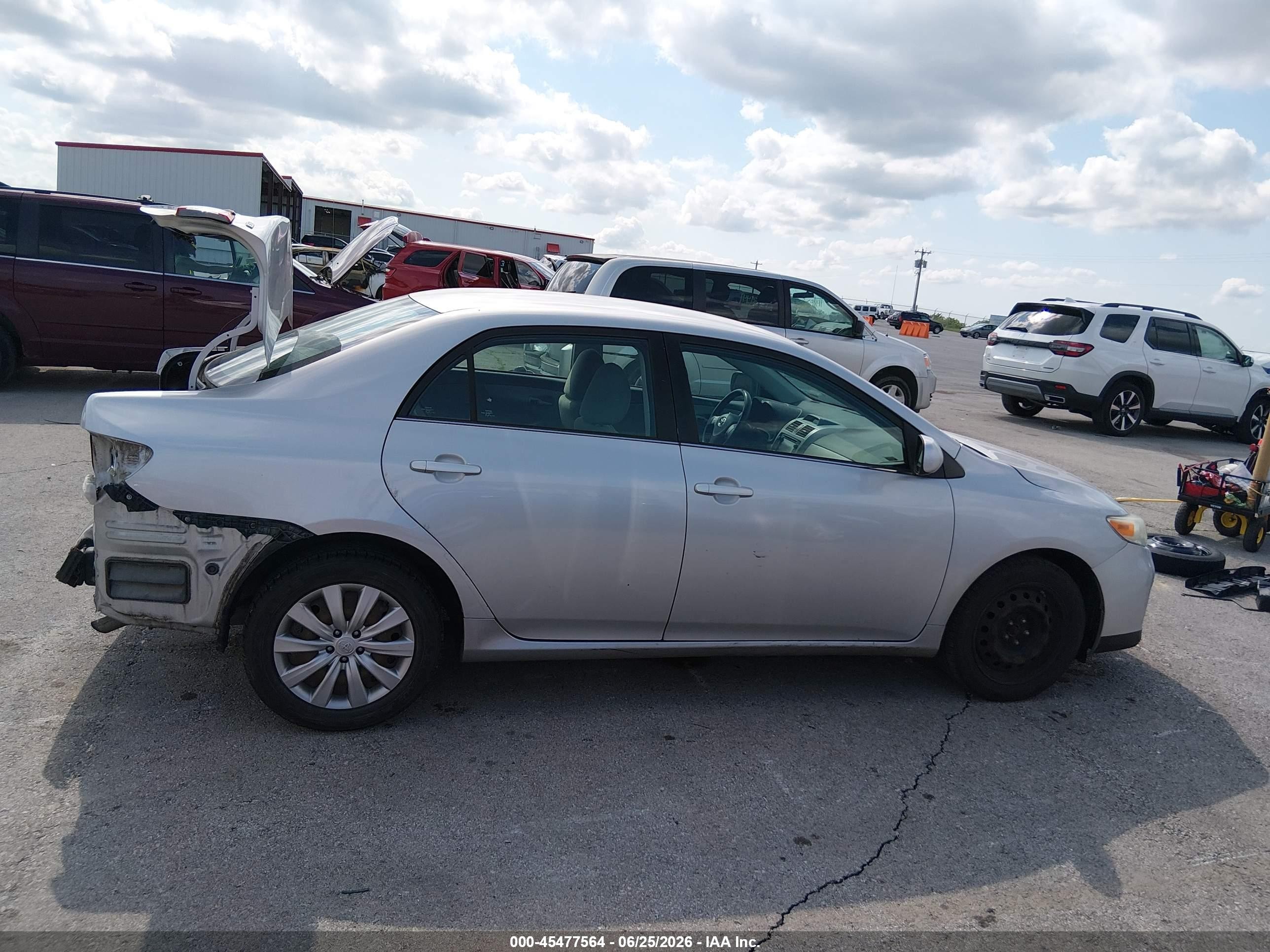 2013 Toyota Corolla Le Серебряный vin: 5YFBU4EE6DP128487