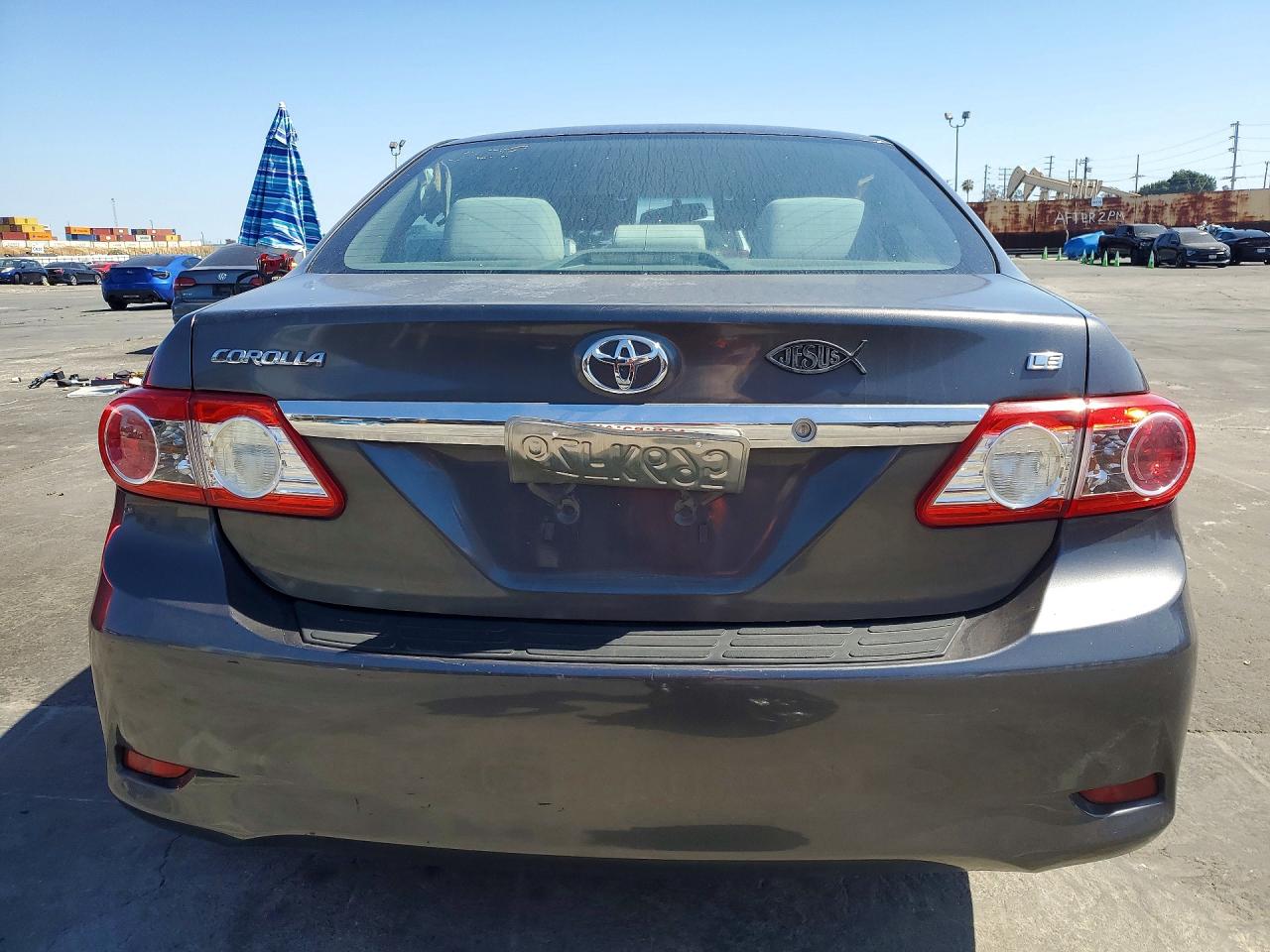 2013 Toyota Corolla Le Gray vin: 5YFBU4EE6DP133351