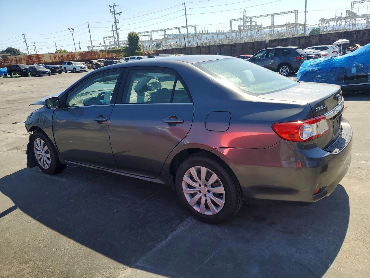 2013 Toyota Corolla Le Gray vin: 5YFBU4EE6DP133351