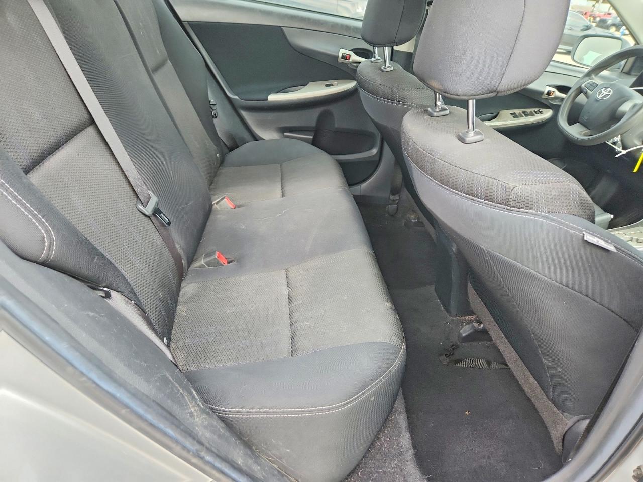 2013 Toyota Corolla S Silver vin: 5YFBU4EE6DP137125