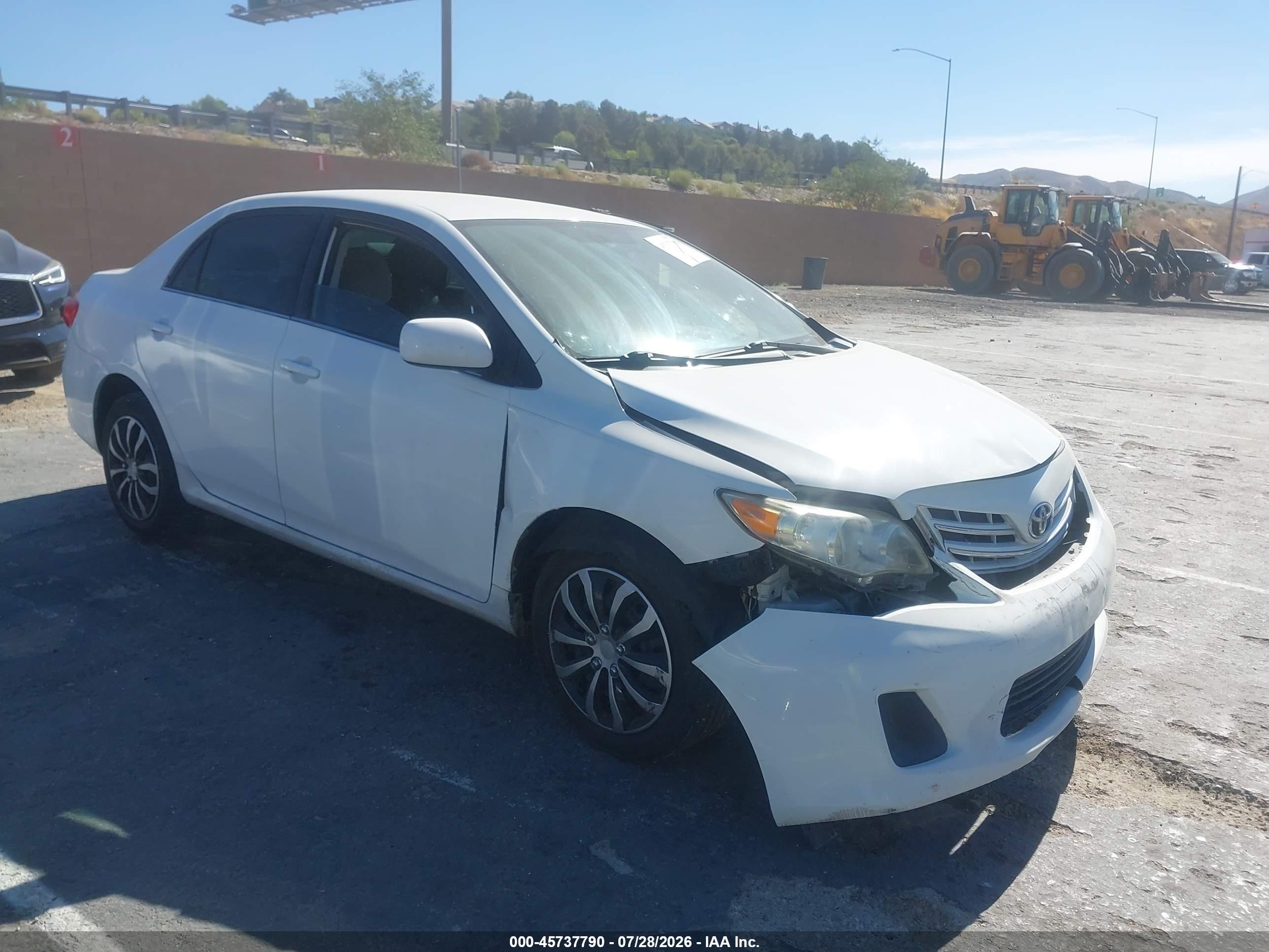 2013 Toyota Corolla Le White vin: 5YFBU4EE6DP146214