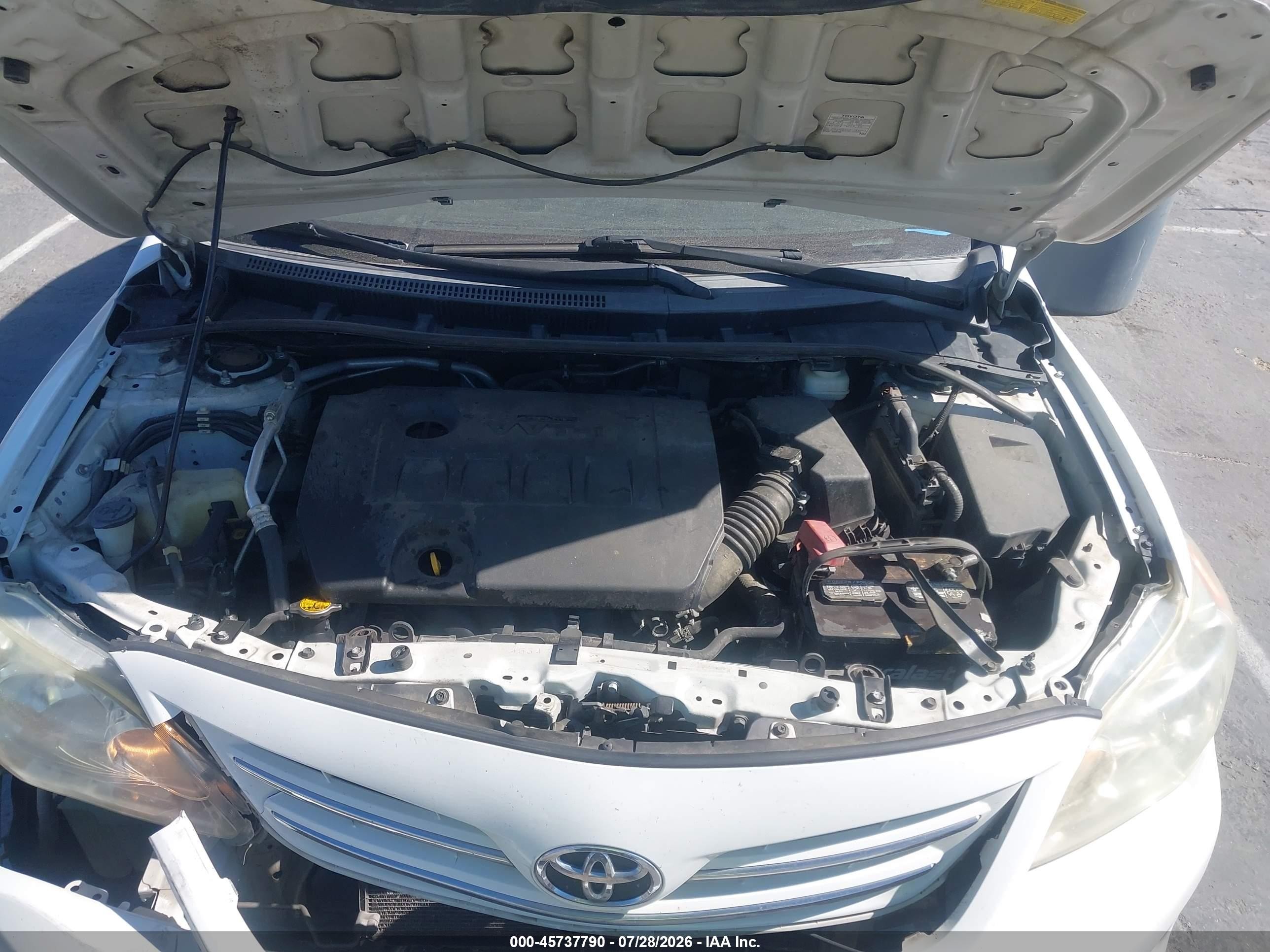 2013 Toyota Corolla Le White vin: 5YFBU4EE6DP146214