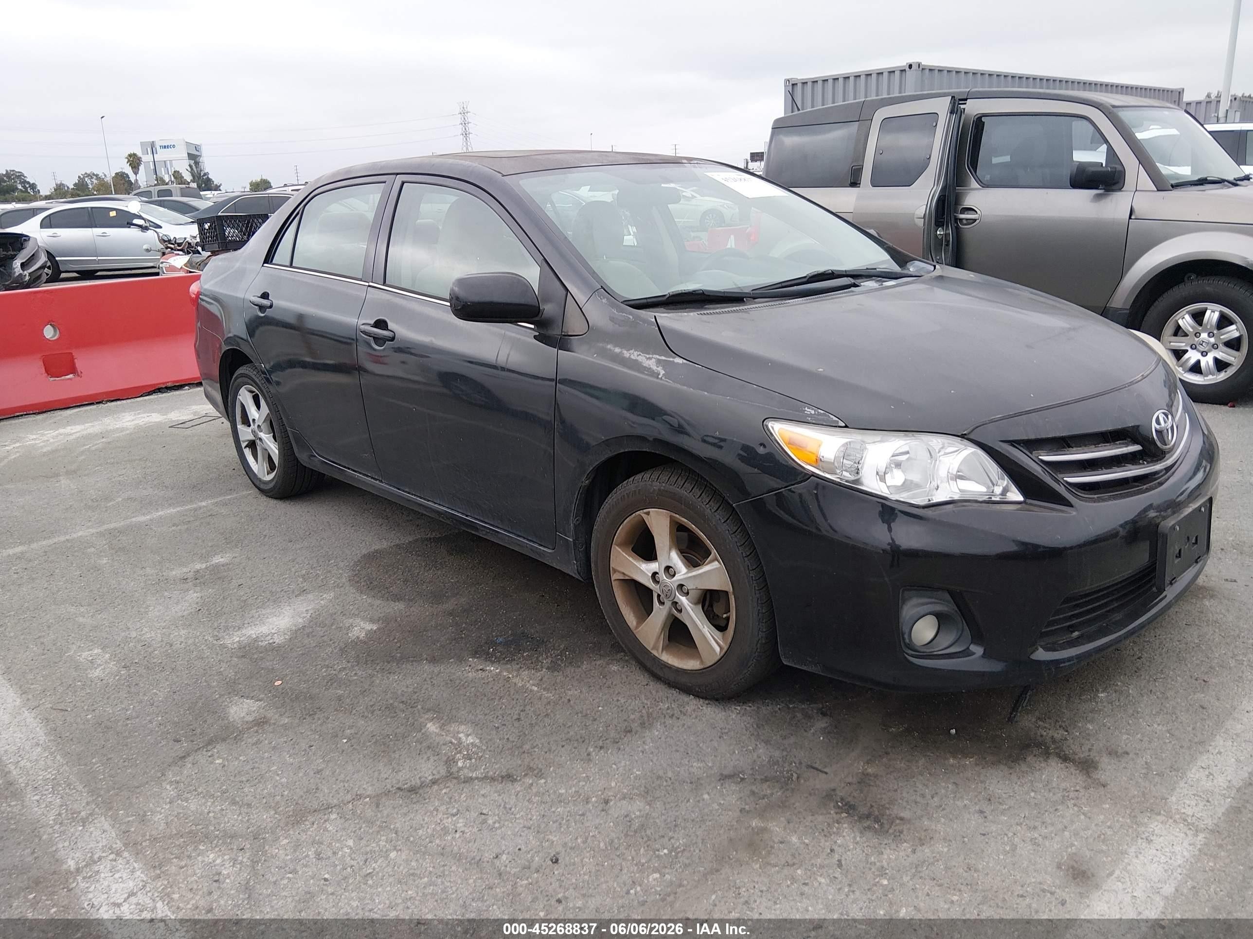 2013 Toyota Corolla Le Black vin: 5YFBU4EE6DP147847