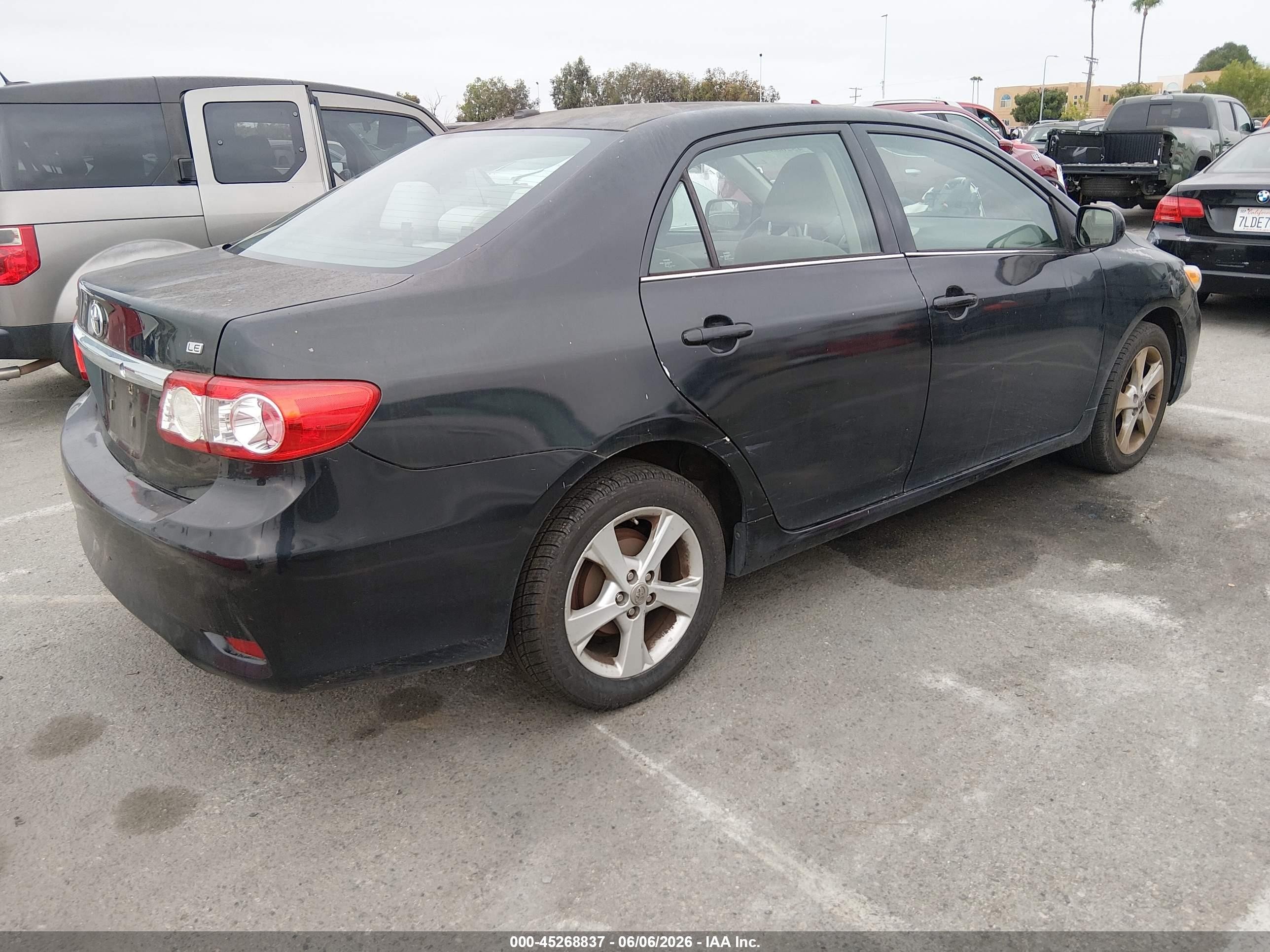 2013 Toyota Corolla Le Black vin: 5YFBU4EE6DP147847