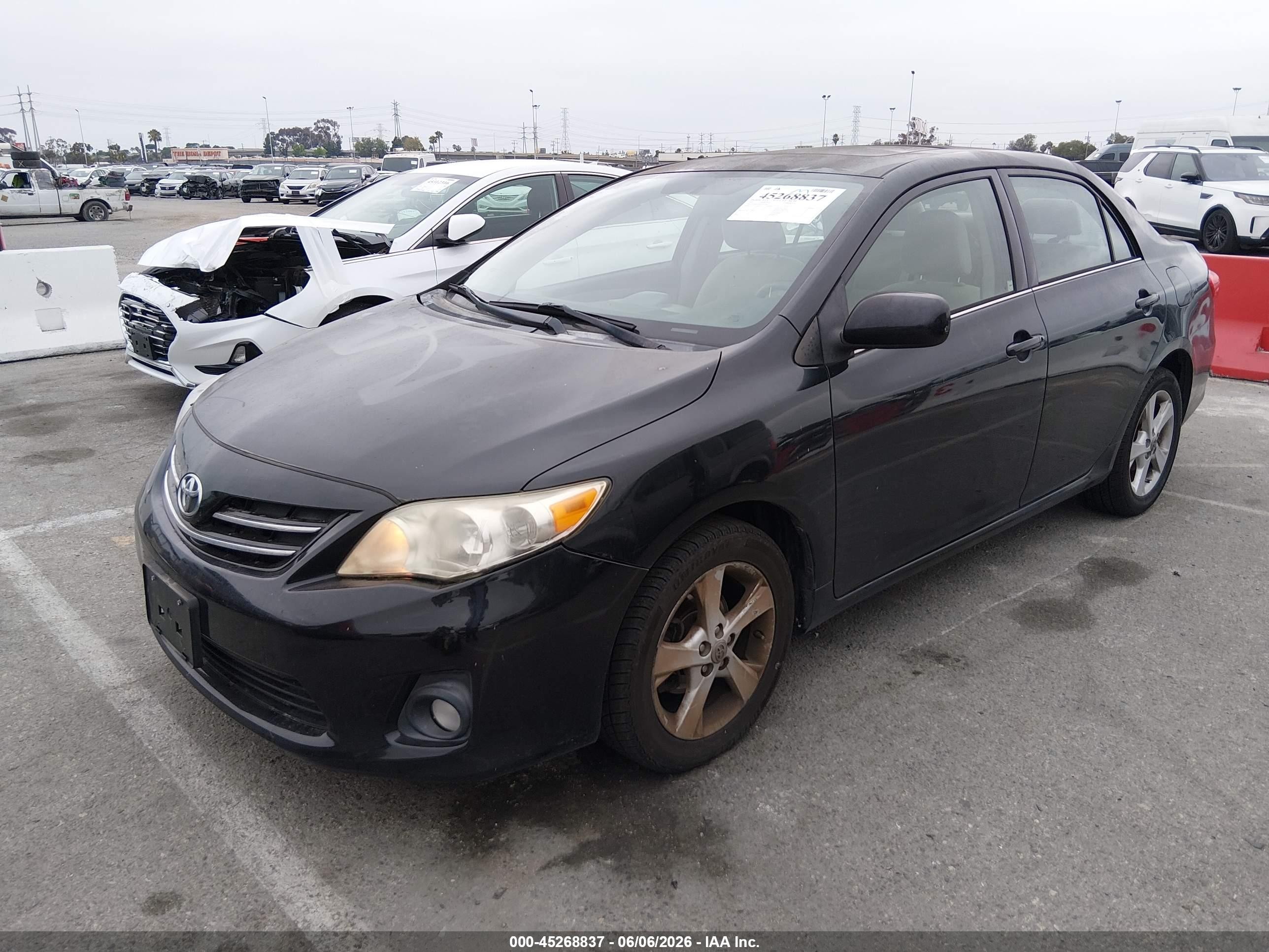 2013 Toyota Corolla Le Black vin: 5YFBU4EE6DP147847