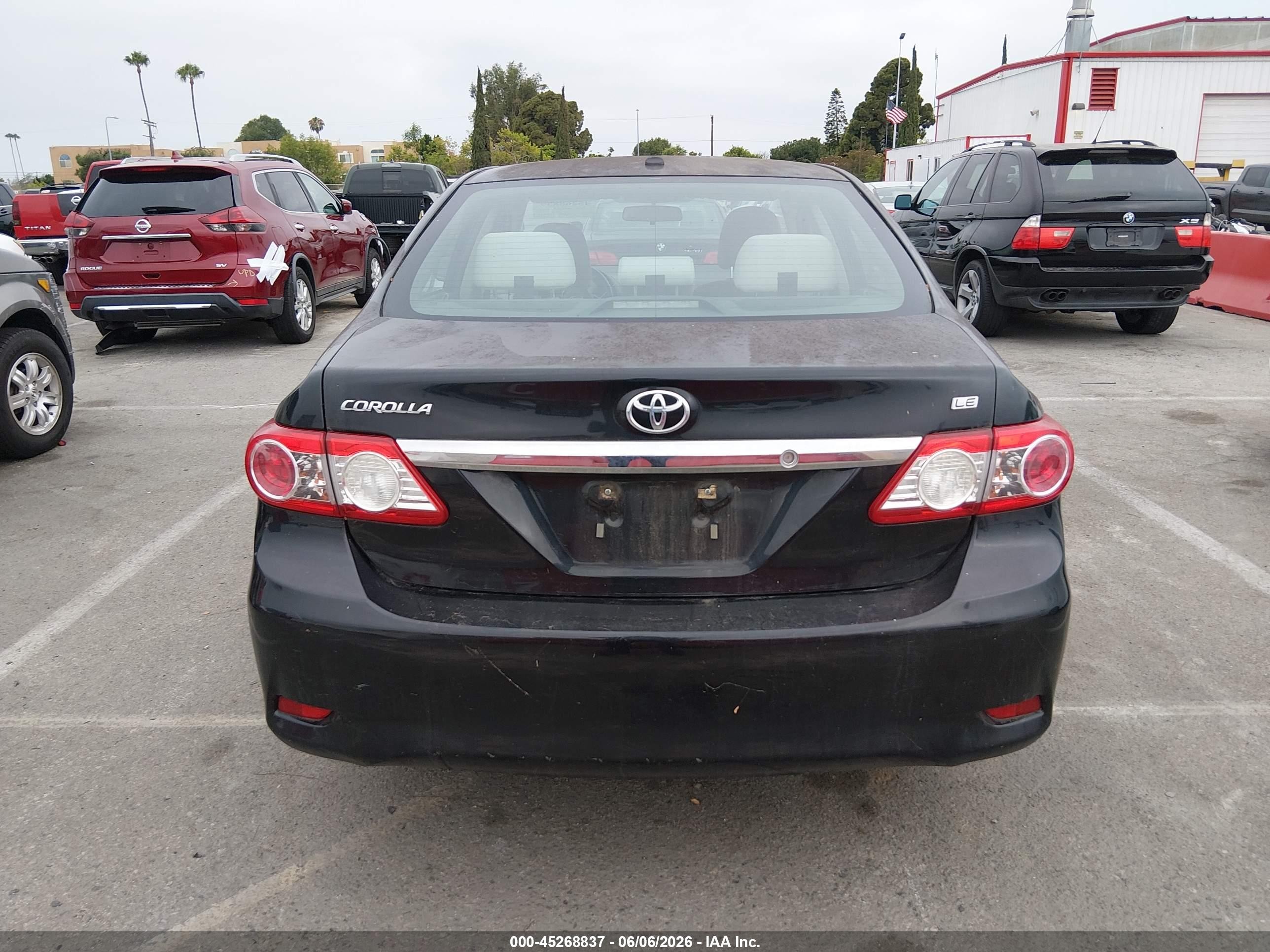 2013 Toyota Corolla Le Black vin: 5YFBU4EE6DP147847