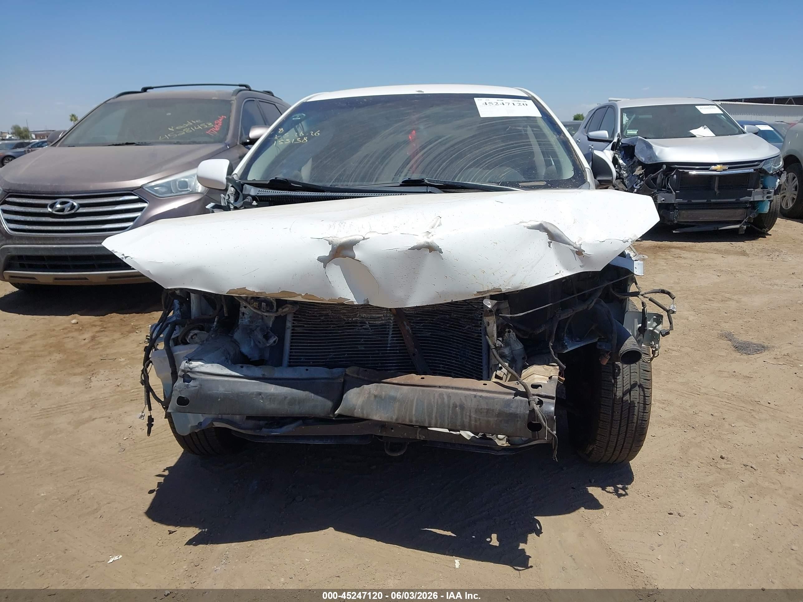 2013 Toyota Corolla L White vin: 5YFBU4EE6DP155138
