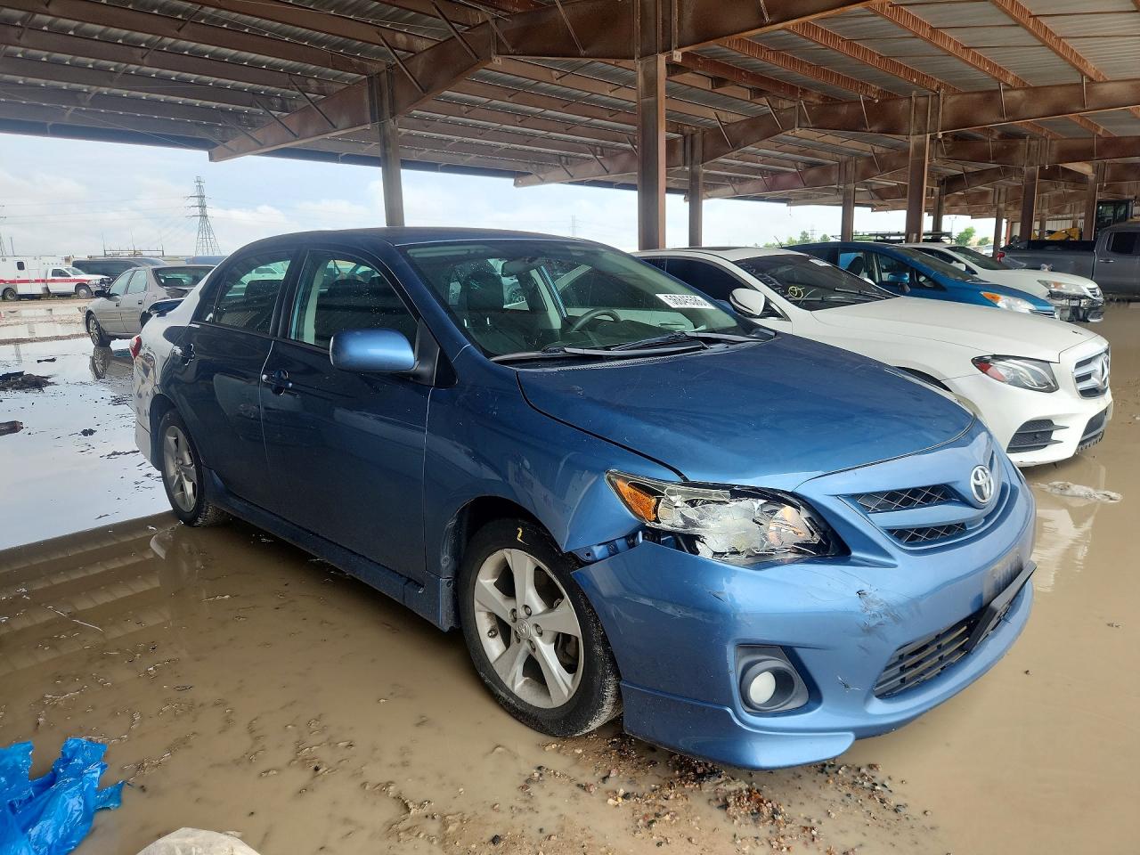2013 Toyota Corolla S Синий vin: 5YFBU4EE6DP158671