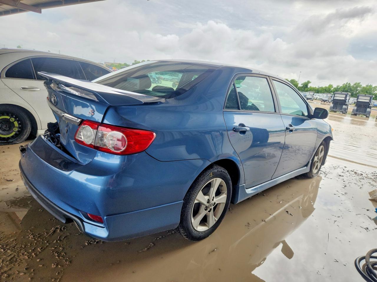 2013 Toyota Corolla S Синий vin: 5YFBU4EE6DP158671