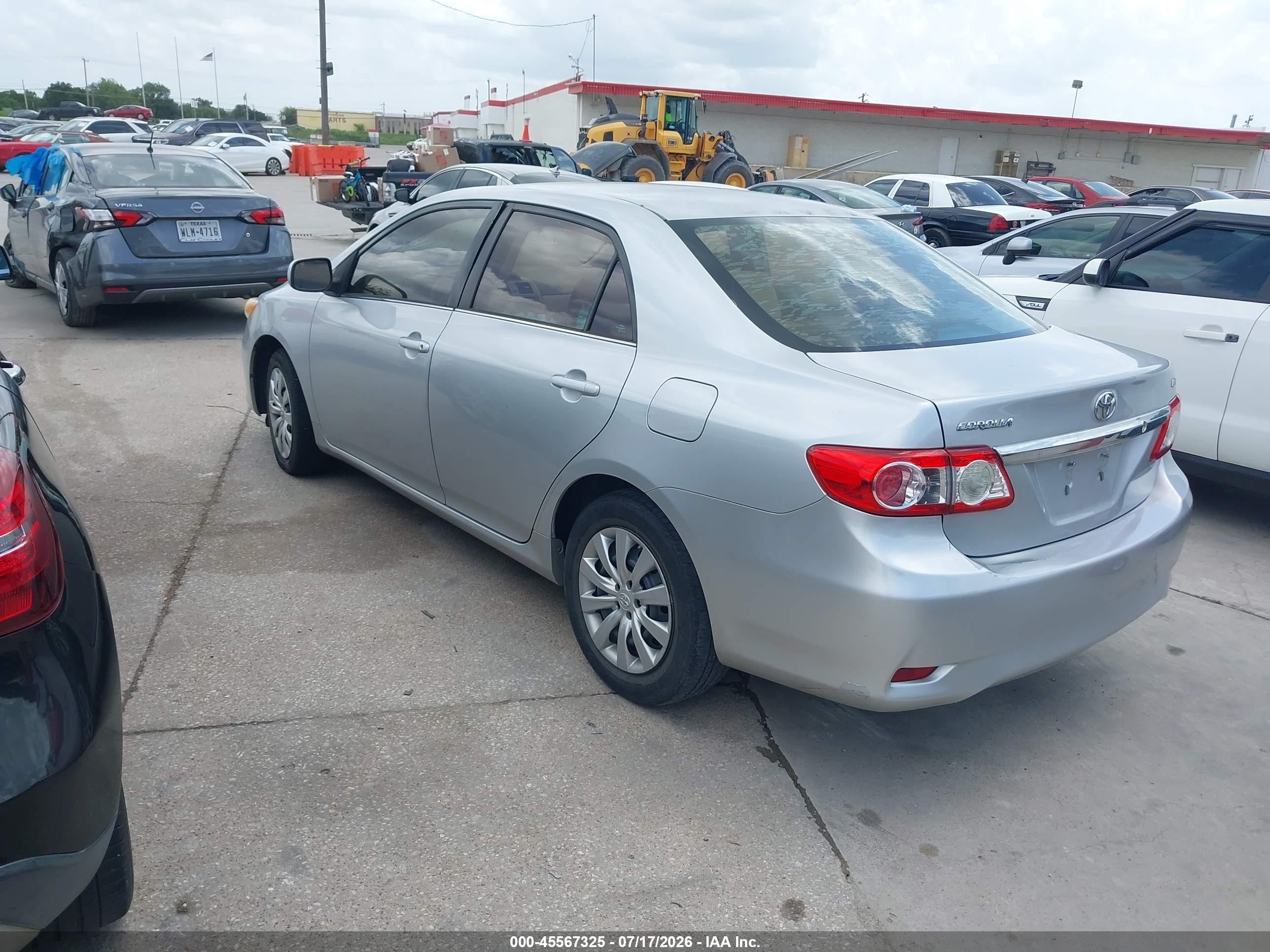 2013 Toyota Corolla Le Silver vin: 5YFBU4EE6DP160873