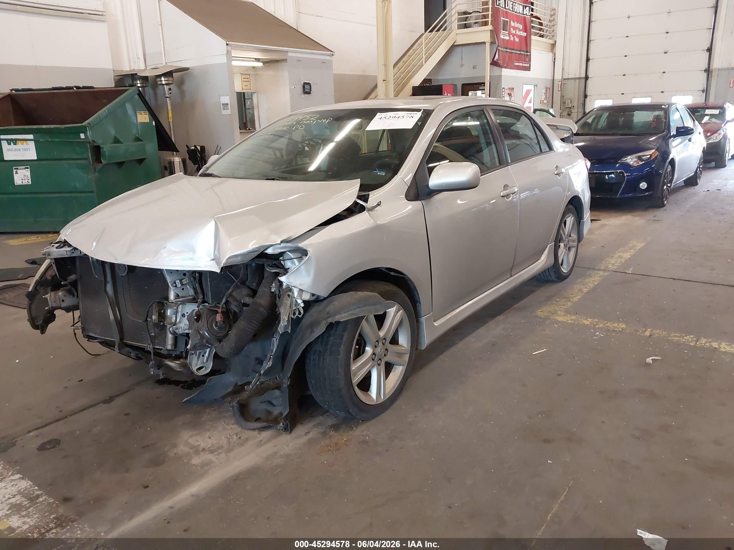 2013 Toyota Corolla S Silver vin: 5YFBU4EE6DP161960