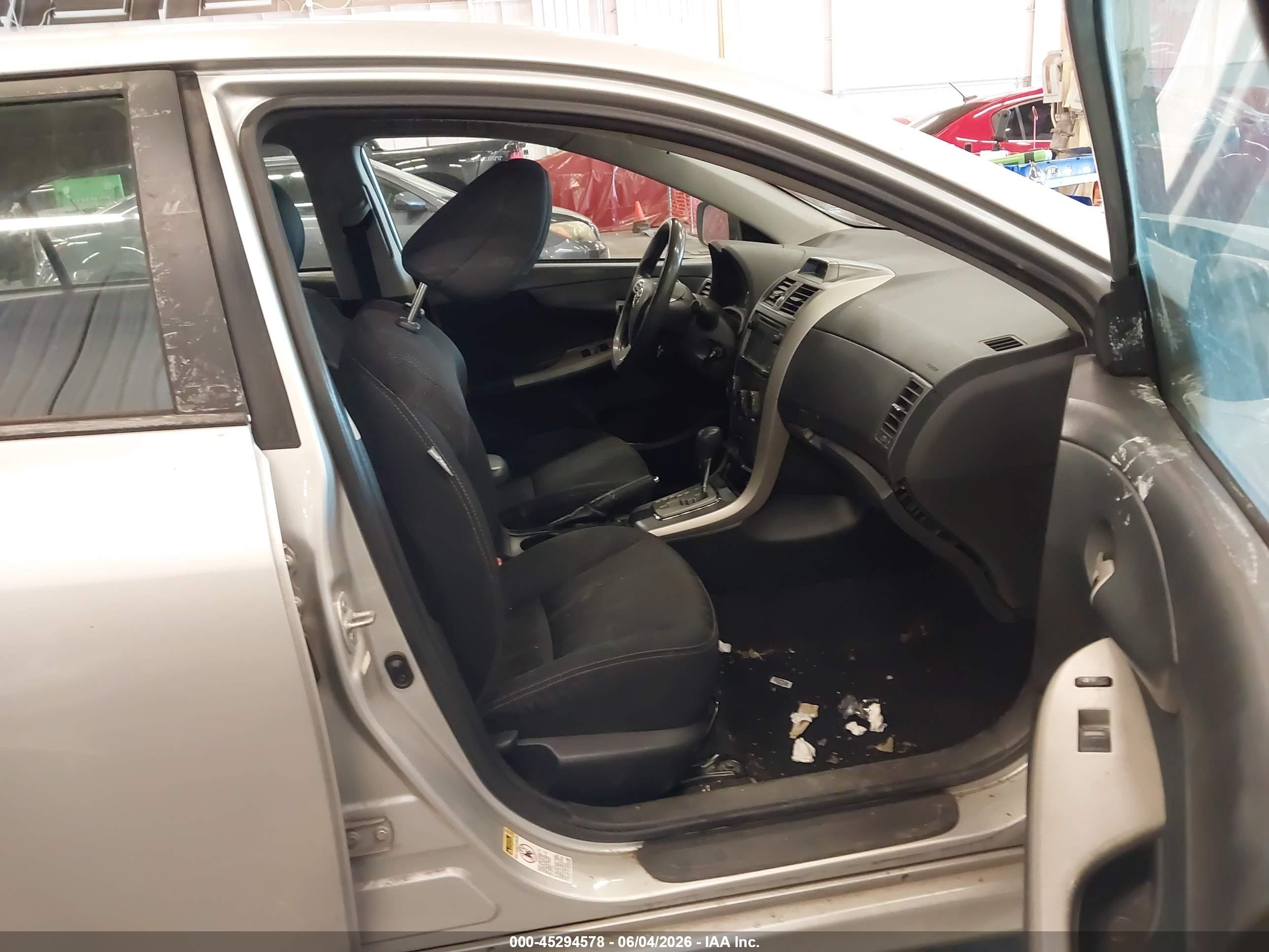 2013 Toyota Corolla S Silver vin: 5YFBU4EE6DP161960