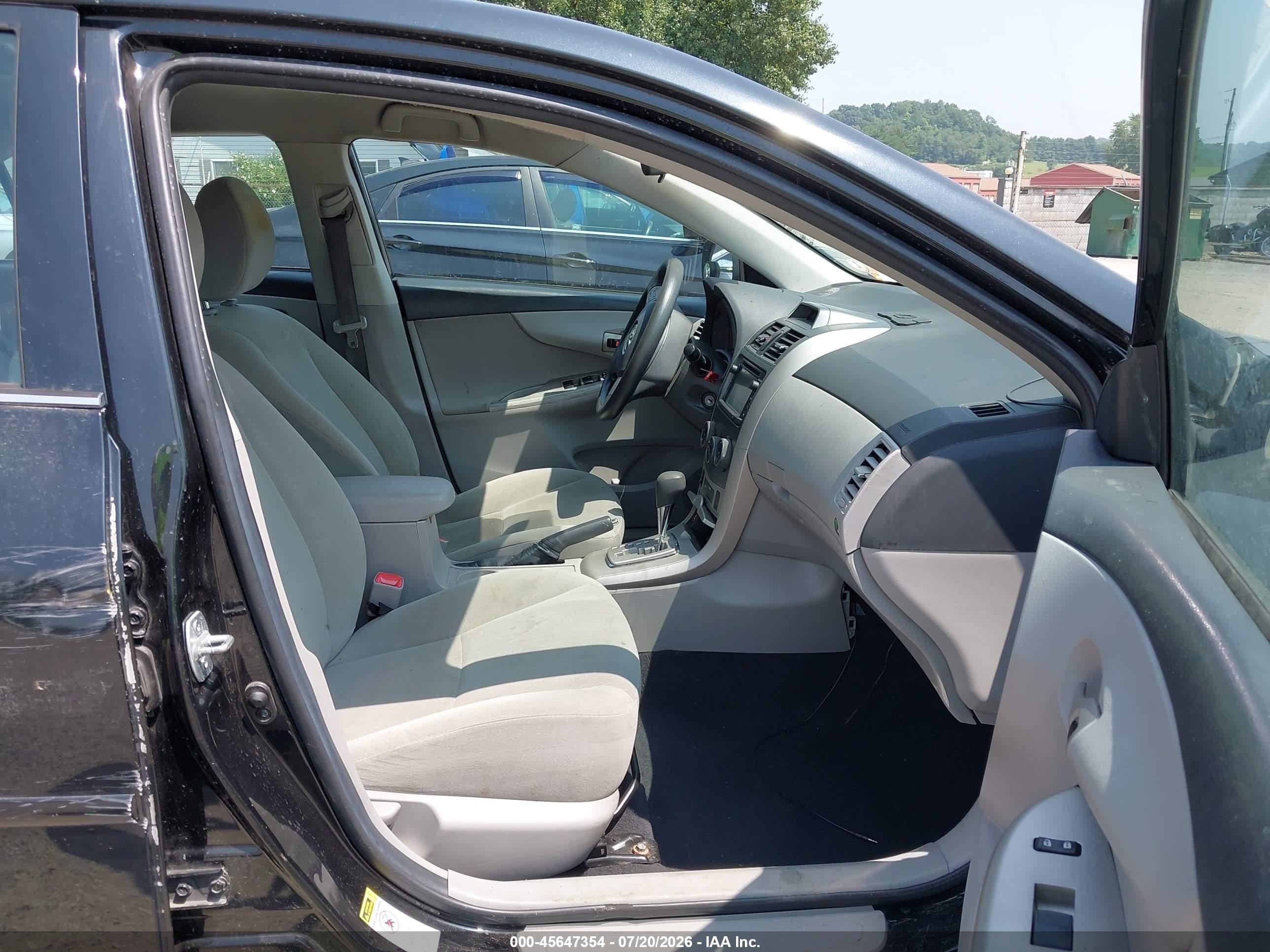 2013 Toyota Corolla Le Black vin: 5YFBU4EE6DP166866