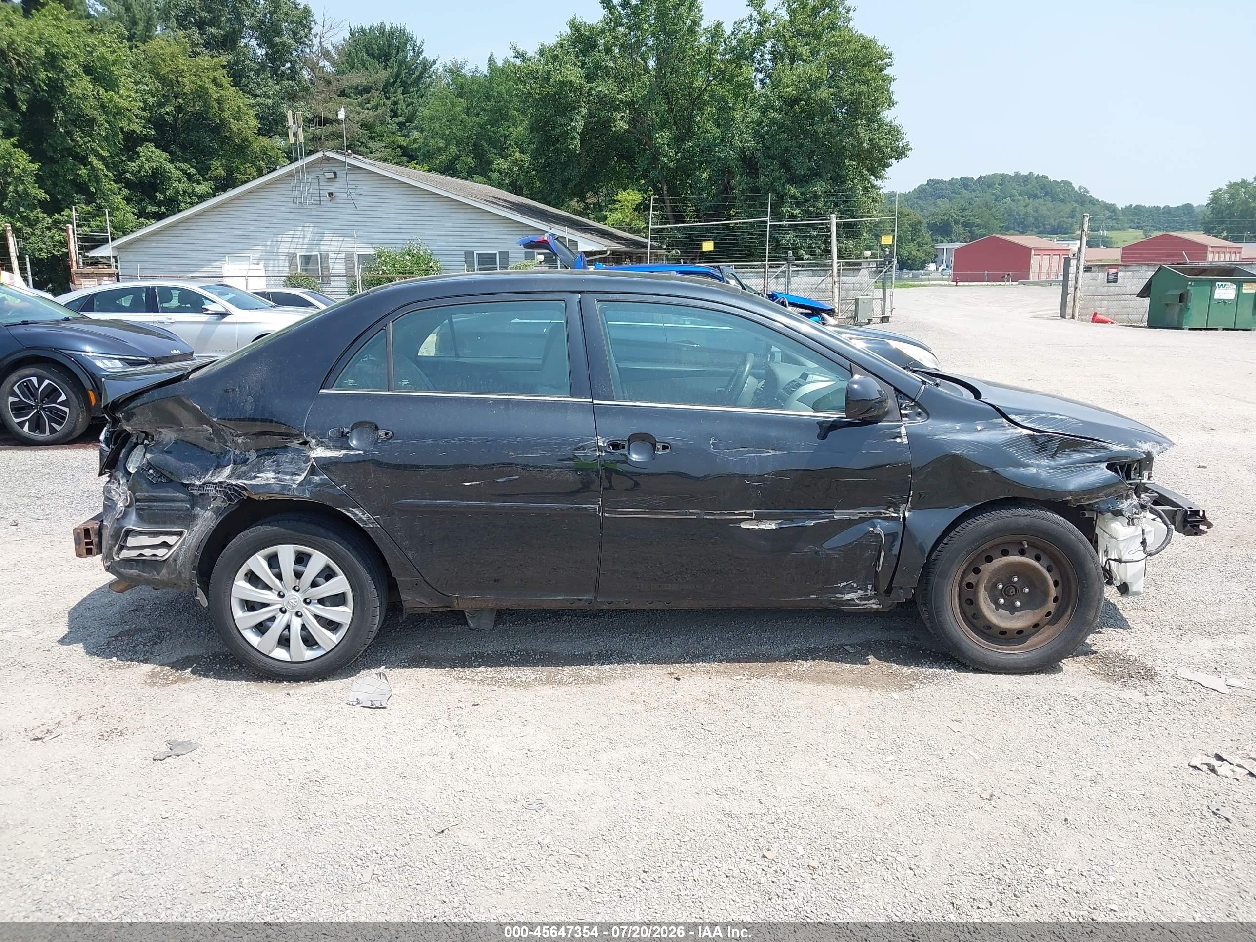 2013 Toyota Corolla Le Black vin: 5YFBU4EE6DP166866