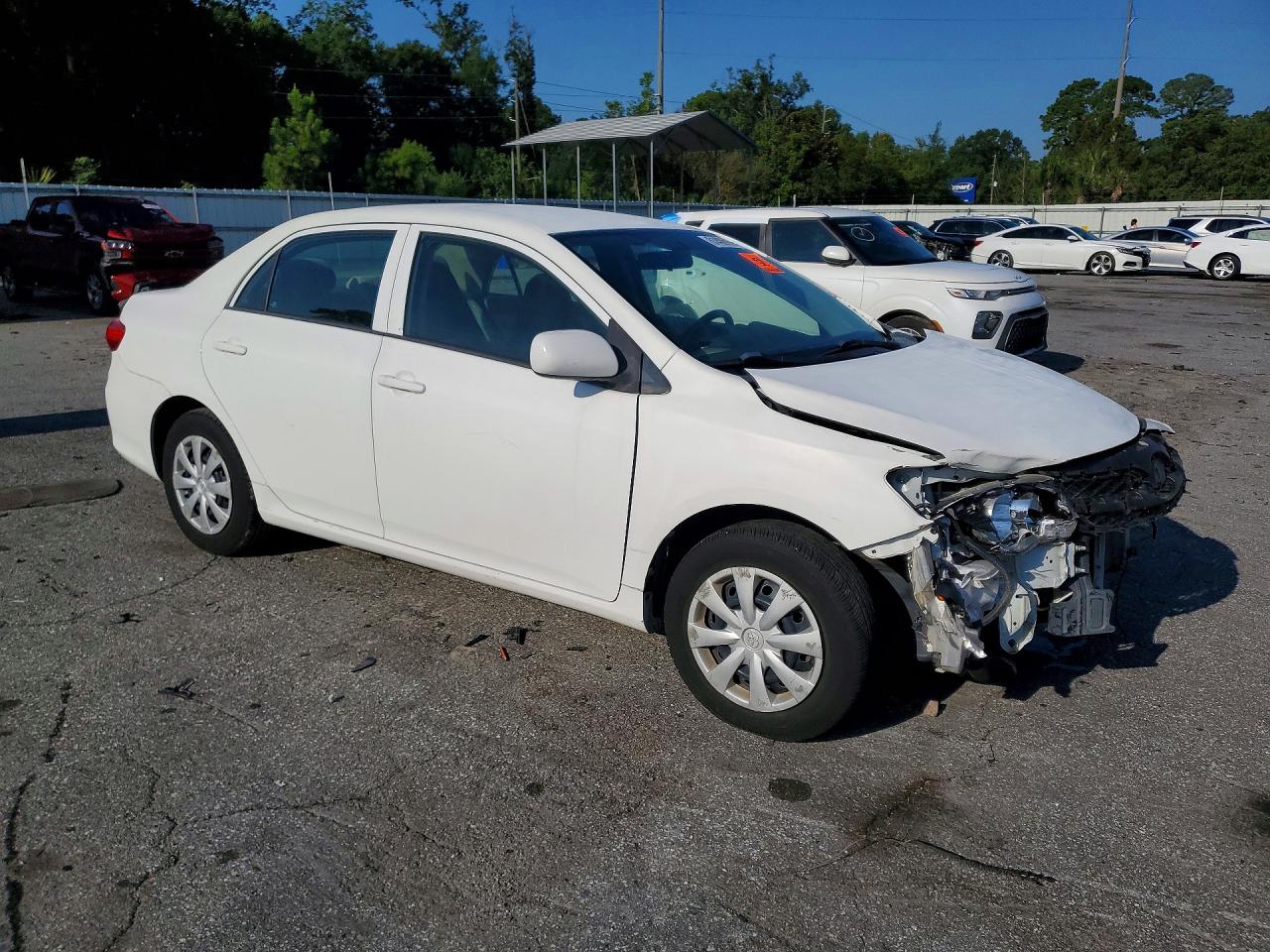2013 Toyota Corolla L White vin: 5YFBU4EE6DP181786