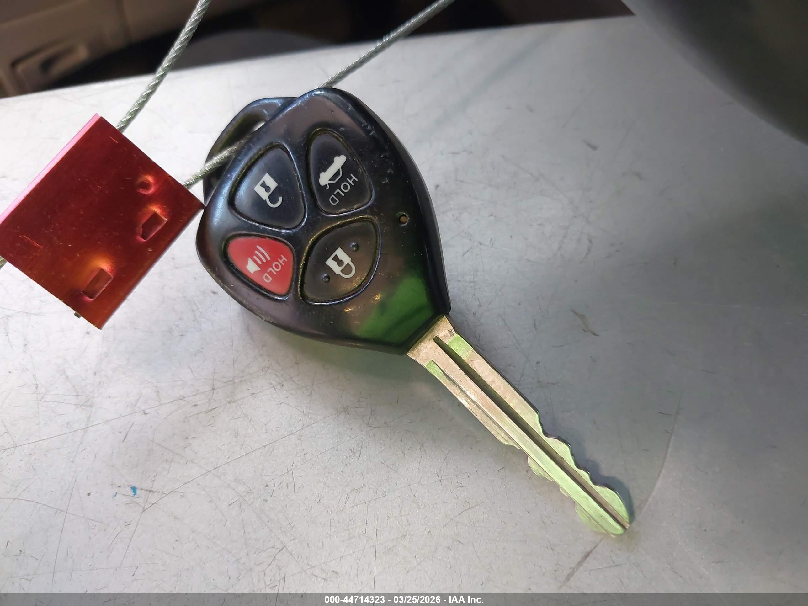 2013 Toyota Corolla L Серебряный vin: 5YFBU4EE6DP187085