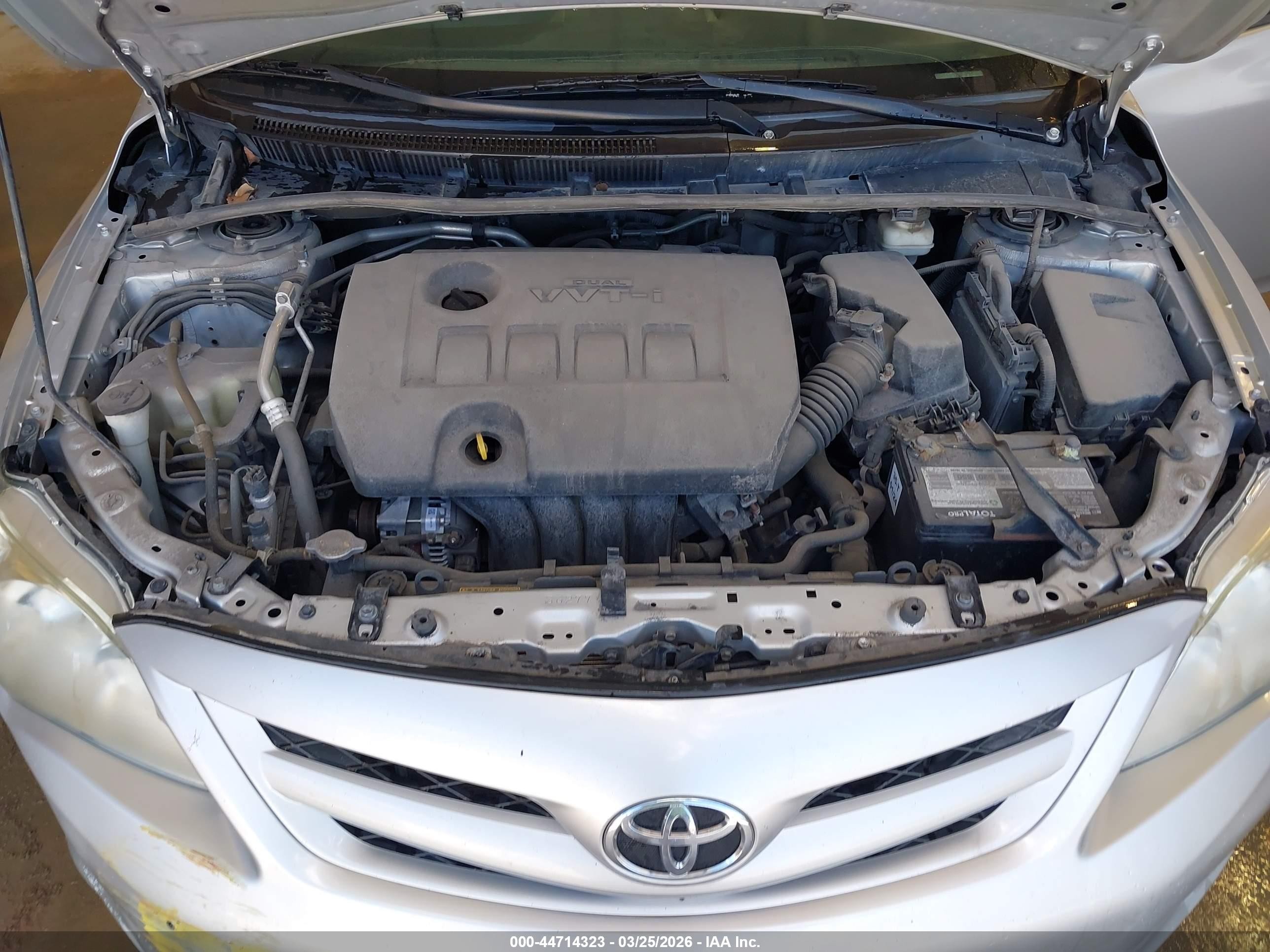 2013 Toyota Corolla L Серебряный vin: 5YFBU4EE6DP187085