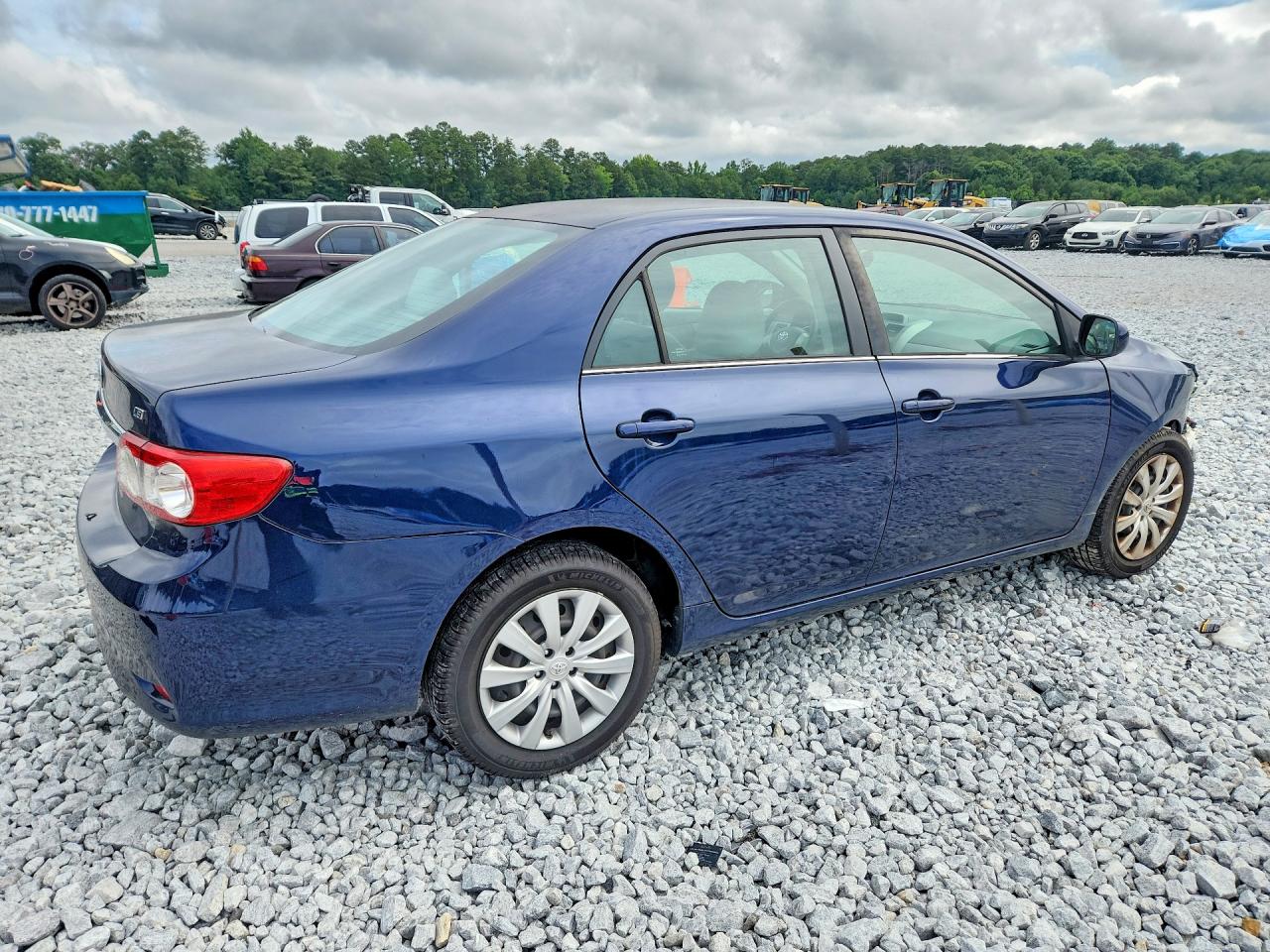 2013 Toyota Corolla Le Blue vin: 5YFBU4EE6DP188317