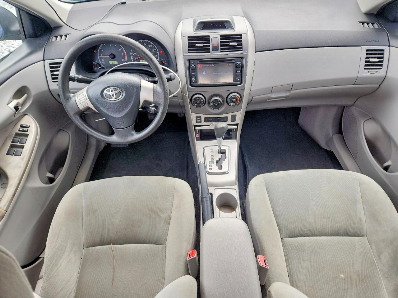 2013 Toyota Corolla Le Blue vin: 5YFBU4EE6DP188317