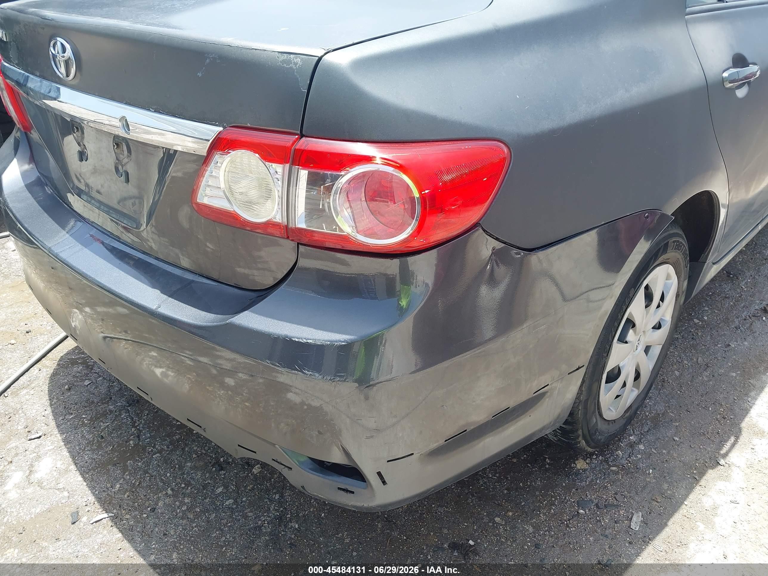 2013 Toyota Corolla L Gray vin: 5YFBU4EE6DP200692