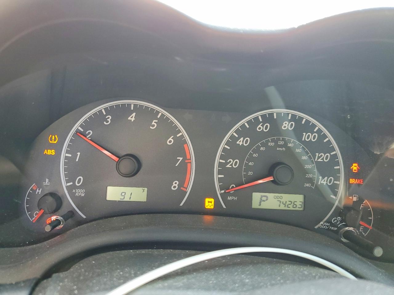 2013 Toyota Corolla Le Silver vin: 5YFBU4EE6DP219128