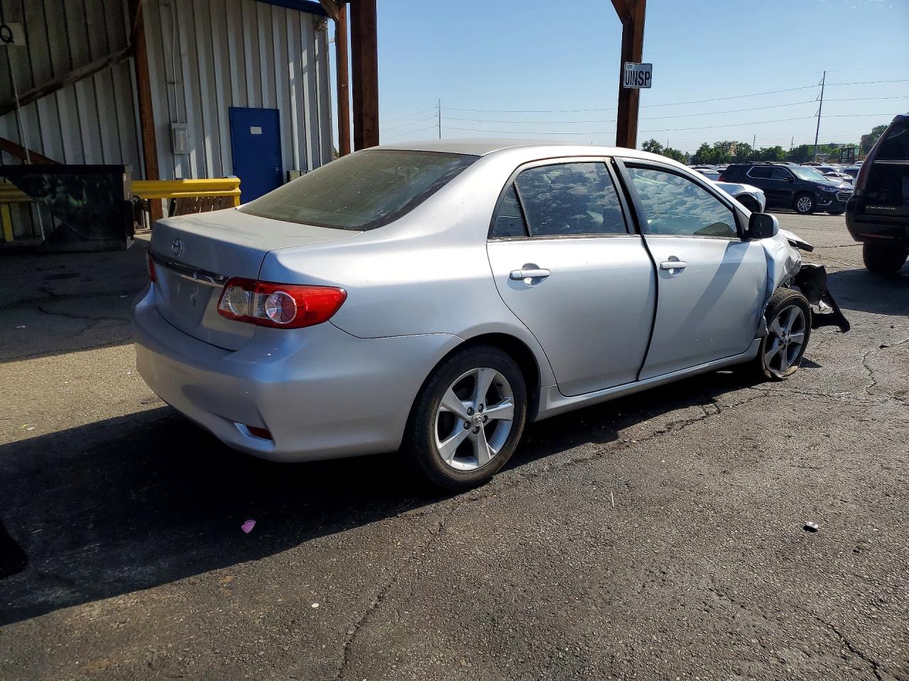 2013 Toyota Corolla Le Silver vin: 5YFBU4EE6DP219128