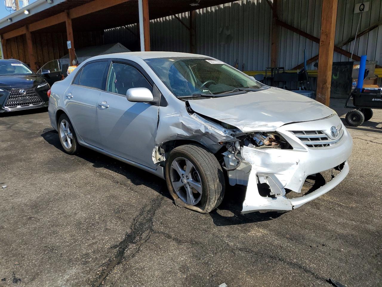 2013 Toyota Corolla Le Silver vin: 5YFBU4EE6DP219128