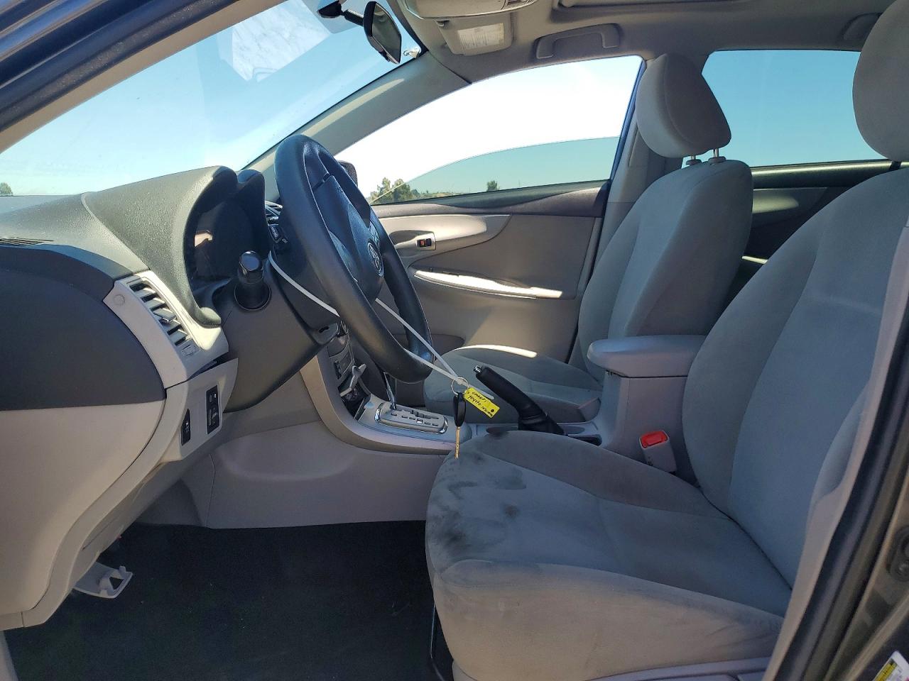 2013 Toyota Corolla Le Gray vin: 5YFBU4EE6DP223373