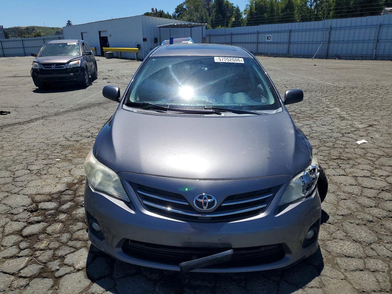 2013 Toyota Corolla Le Gray vin: 5YFBU4EE6DP223373