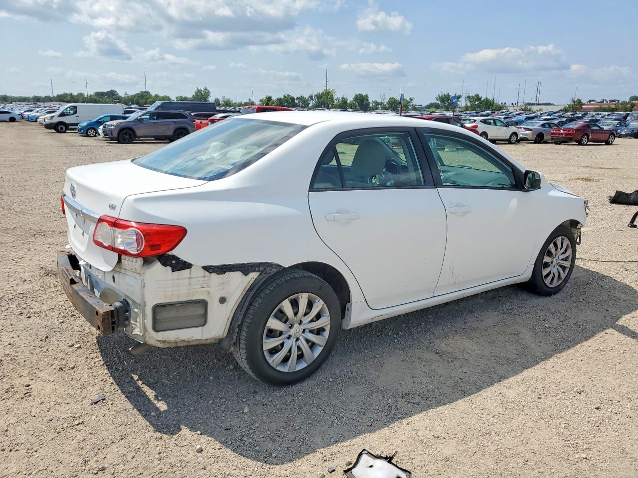 2012 Toyota Corolla Le Белый vin: 5YFBU4EE7CP005800