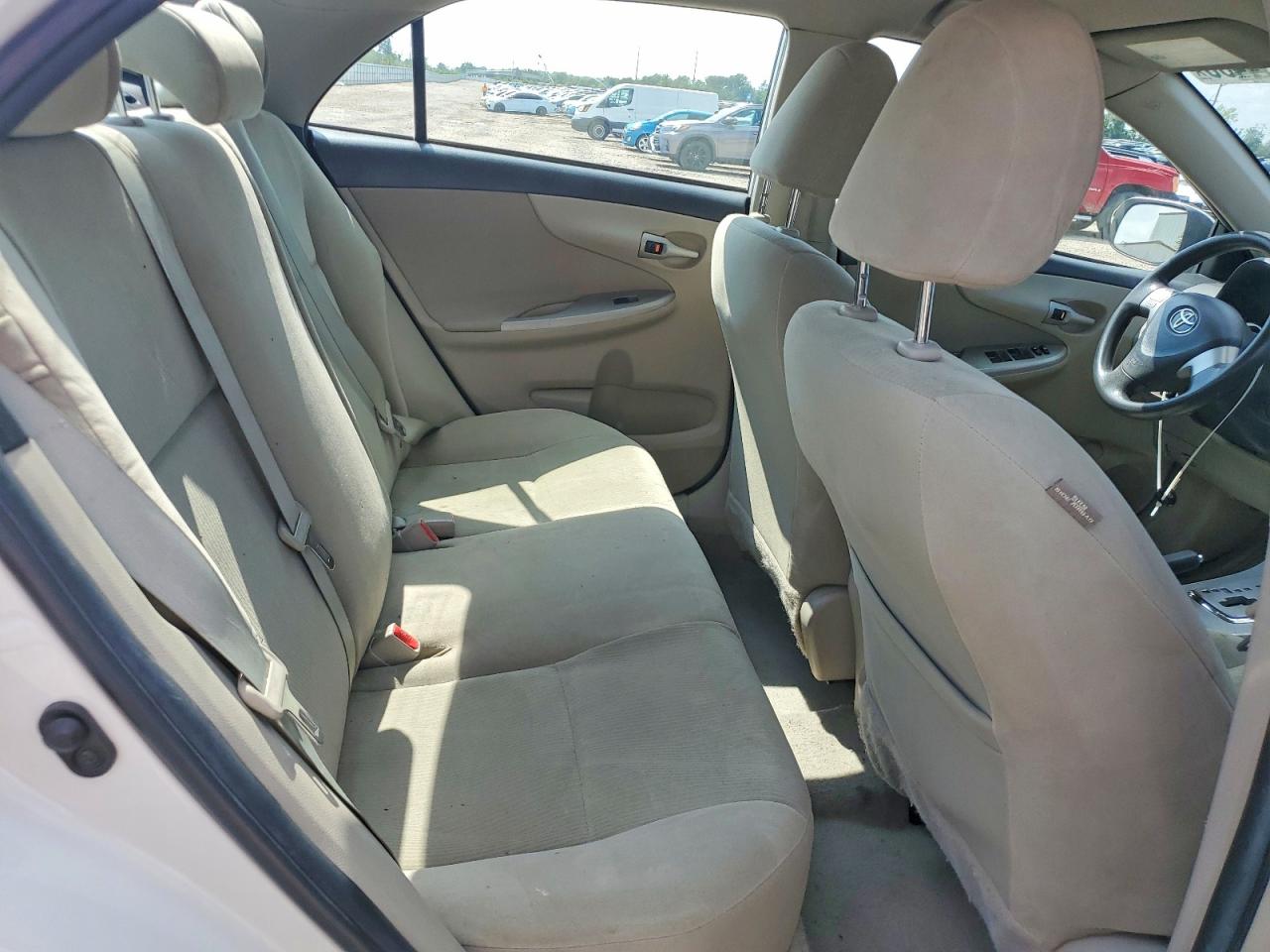 2012 Toyota Corolla Le Белый vin: 5YFBU4EE7CP005800