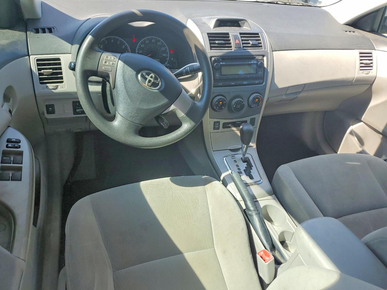 2012 Toyota Corolla Le Gray vin: 5YFBU4EE7CP010513