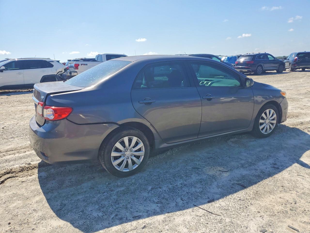 2012 Toyota Corolla Le Gray vin: 5YFBU4EE7CP010513
