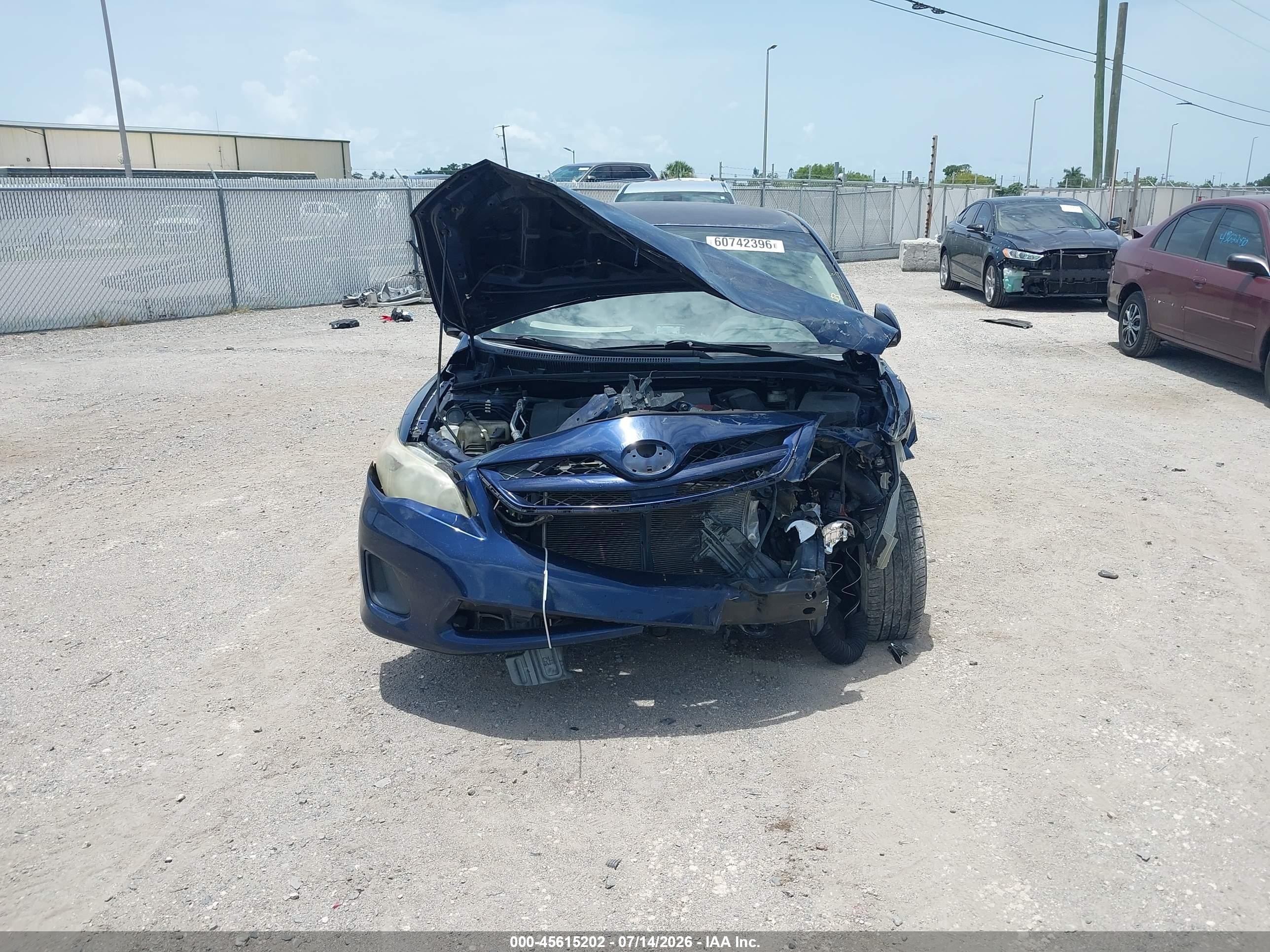 2012 Toyota Corolla Le Blue vin: 5YFBU4EE7CP012925