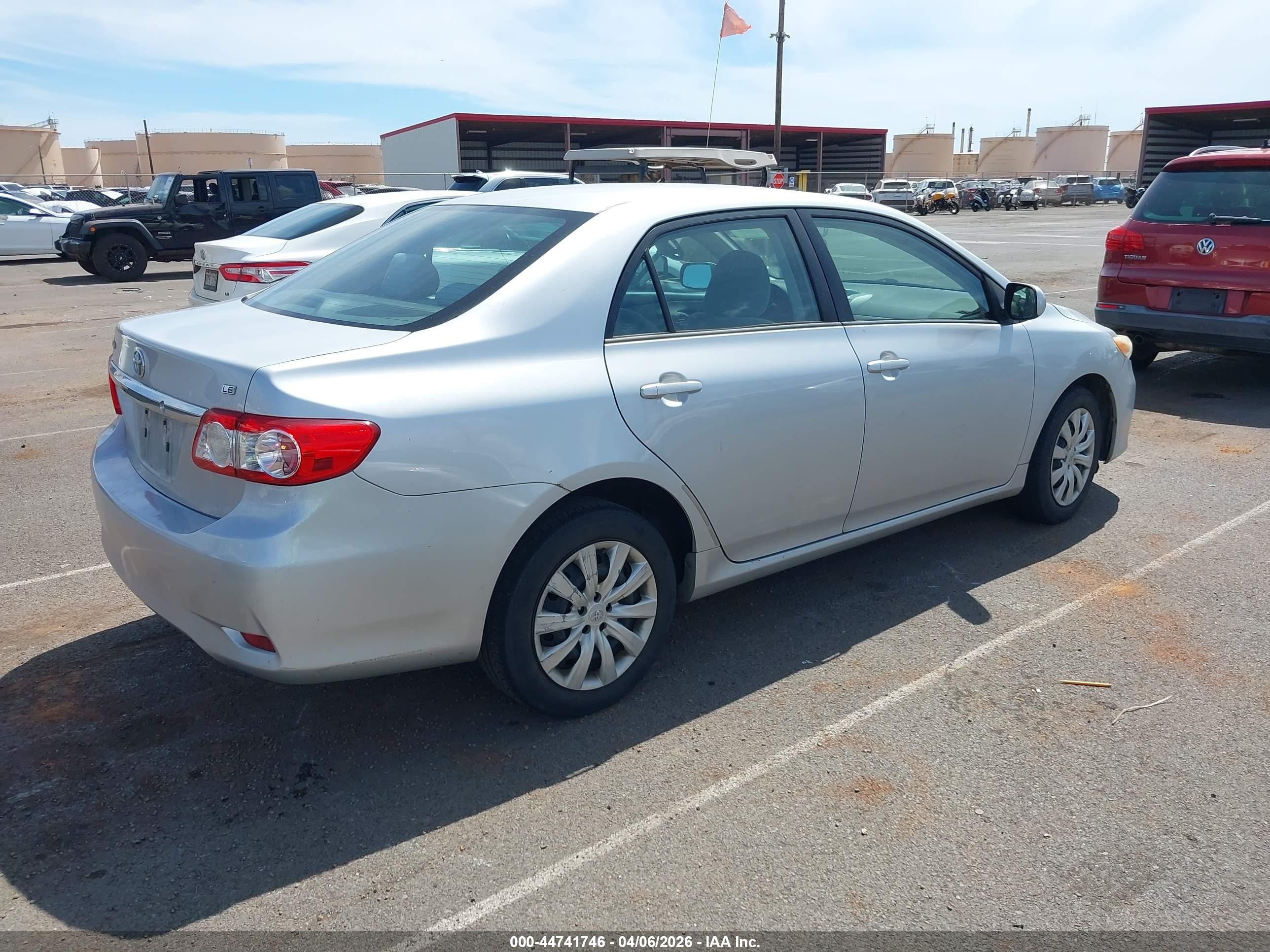 2012 Toyota Corolla Le Silver vin: 5YFBU4EE7CP016165