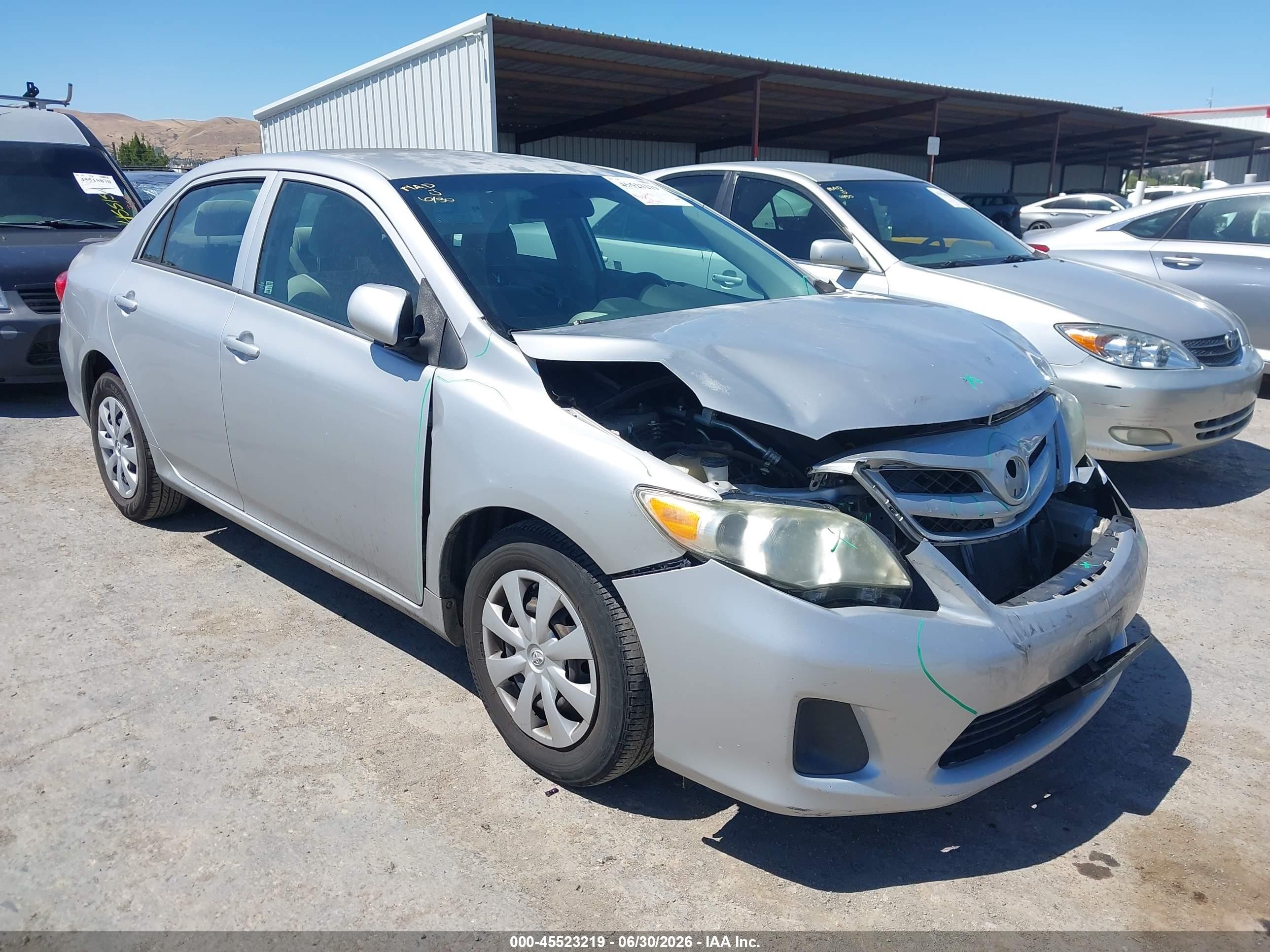 2012 Toyota Corolla L Серебряный vin: 5YFBU4EE7CP022032