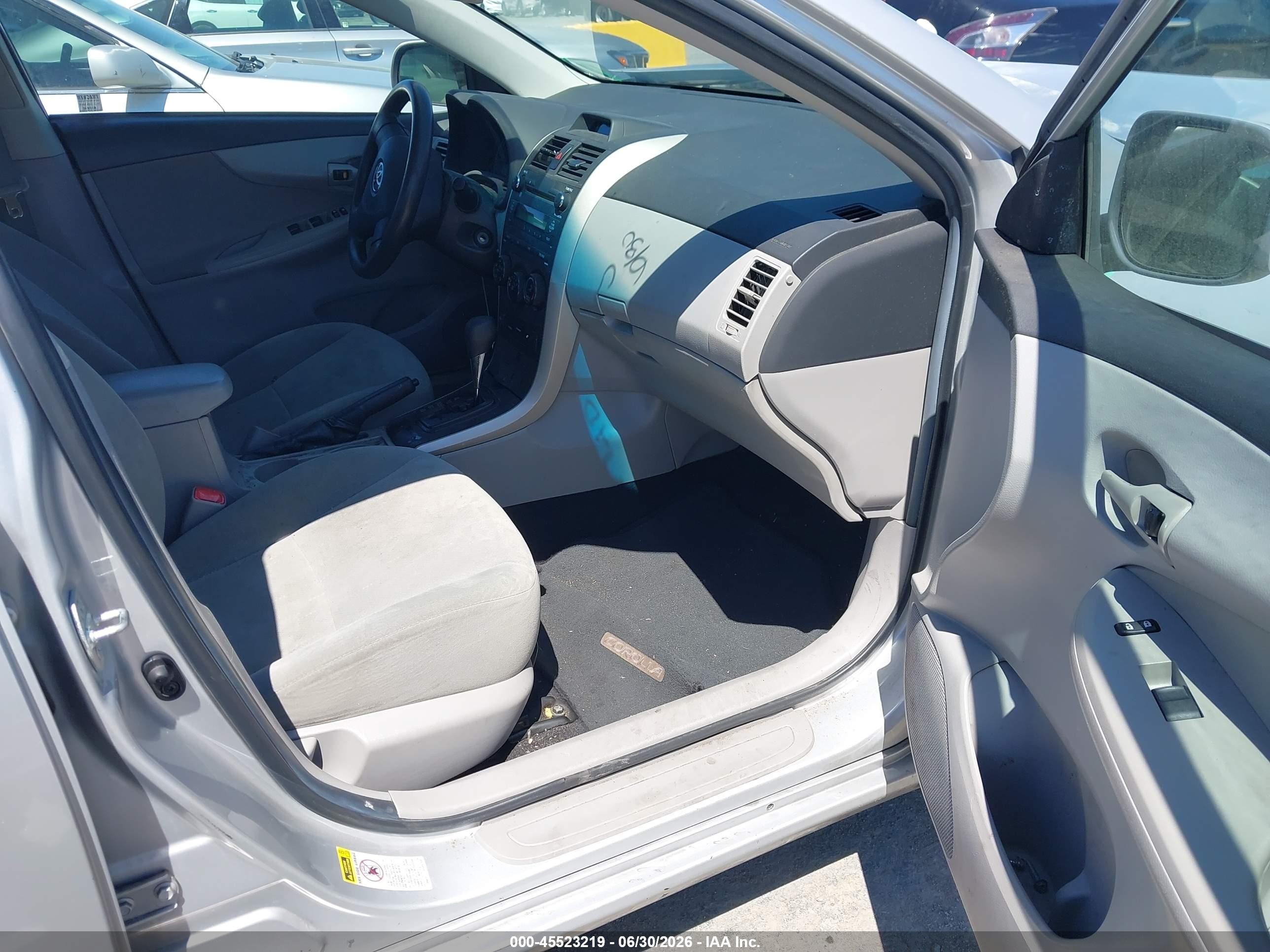 2012 Toyota Corolla L Серебряный vin: 5YFBU4EE7CP022032