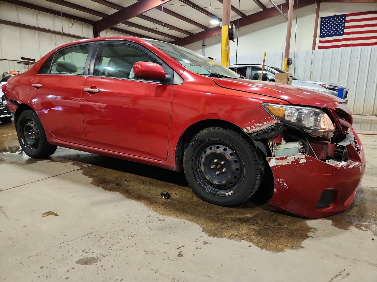 2012 Toyota Corolla Le Red vin: 5YFBU4EE7CP029157