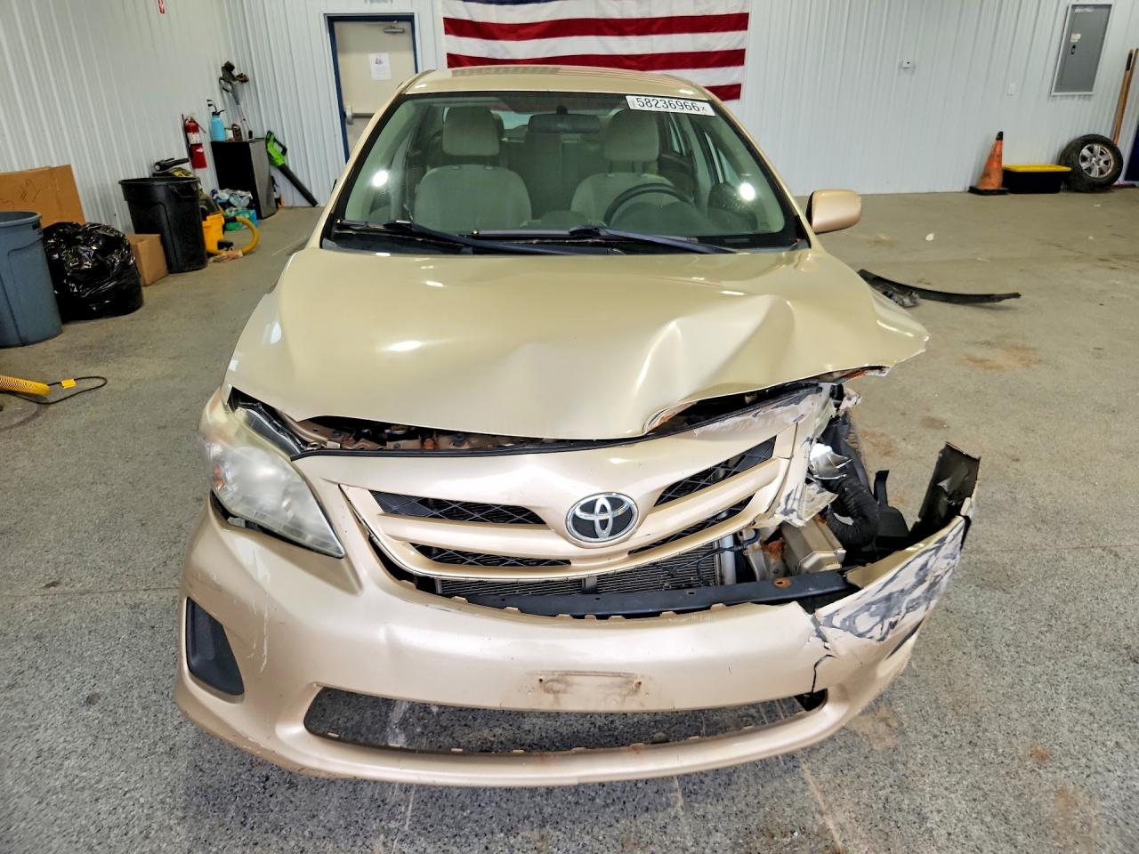 2012 Toyota Corolla Le Beige vin: 5YFBU4EE7CP039218