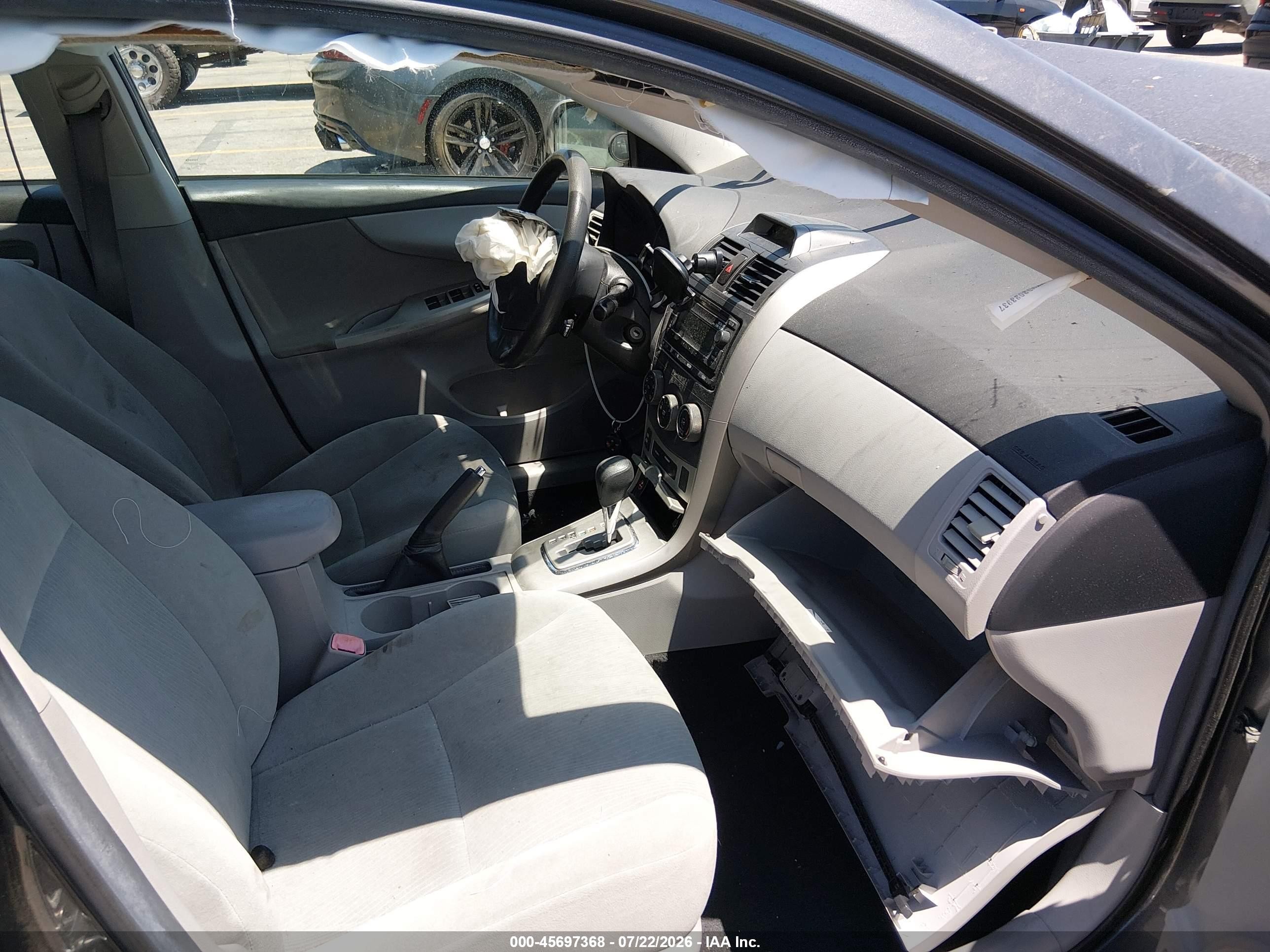 2012 Toyota Corolla Le Gray vin: 5YFBU4EE7CP043267