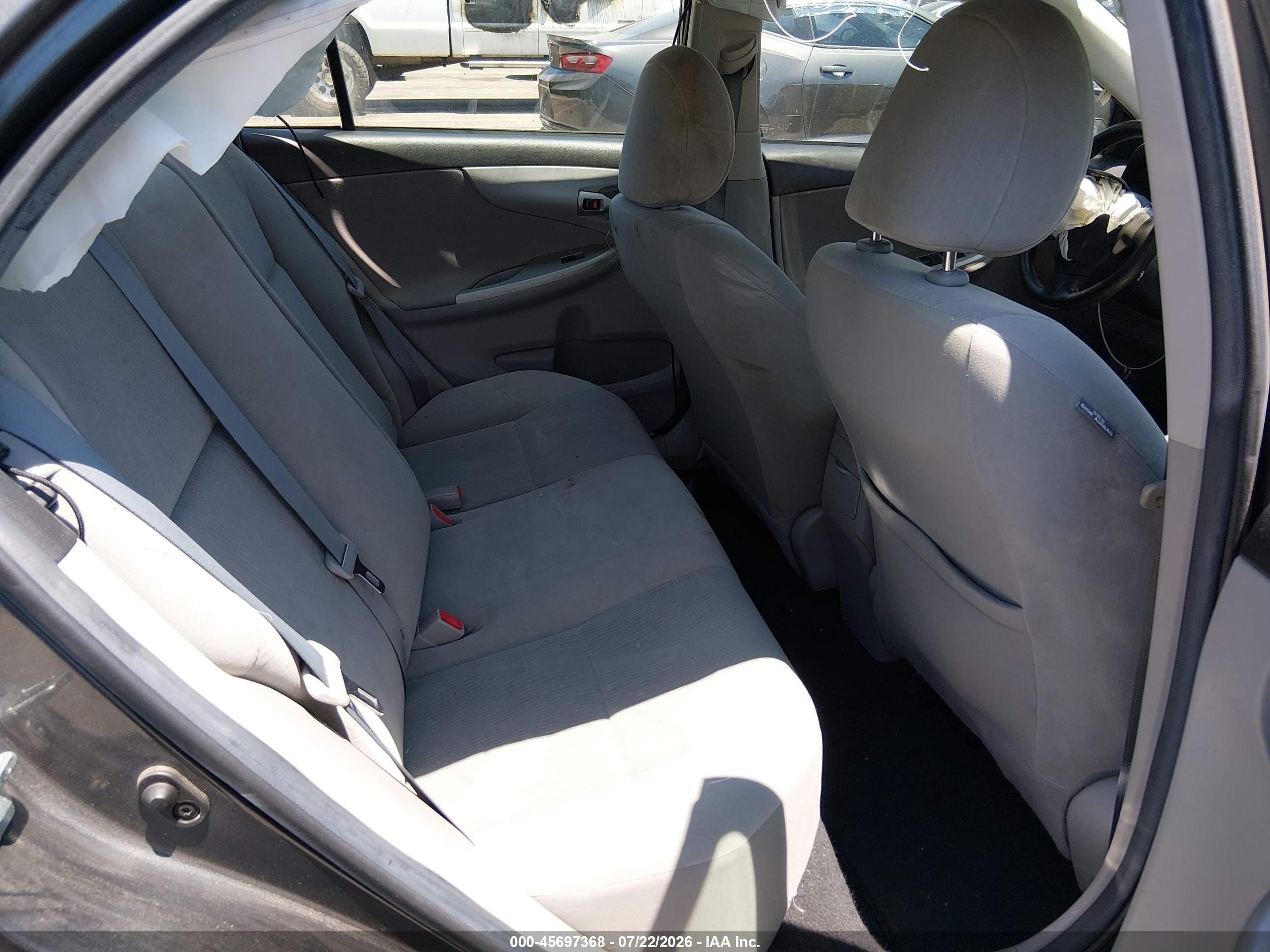 2012 Toyota Corolla Le Gray vin: 5YFBU4EE7CP043267