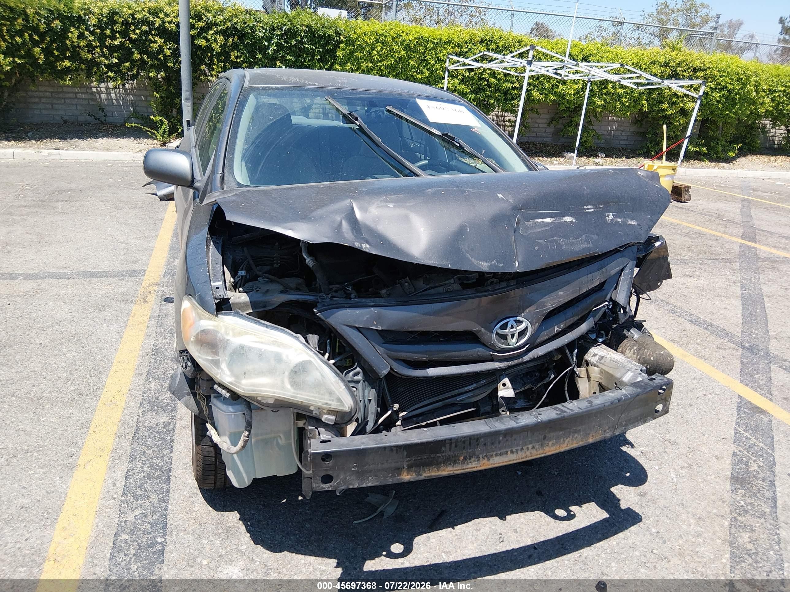 2012 Toyota Corolla Le Gray vin: 5YFBU4EE7CP043267