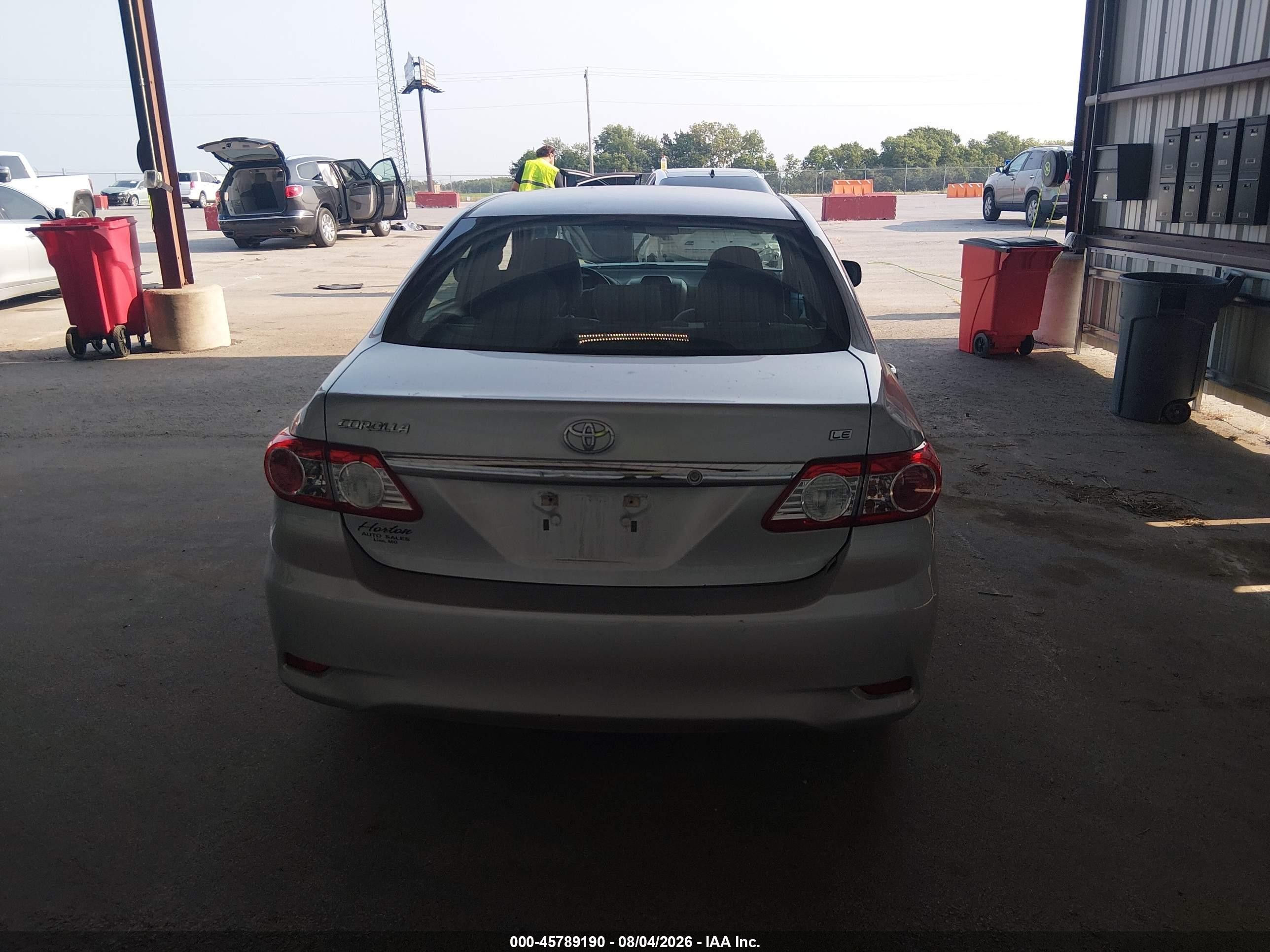 2012 Toyota Corolla Le Silver vin: 5YFBU4EE7CP060005