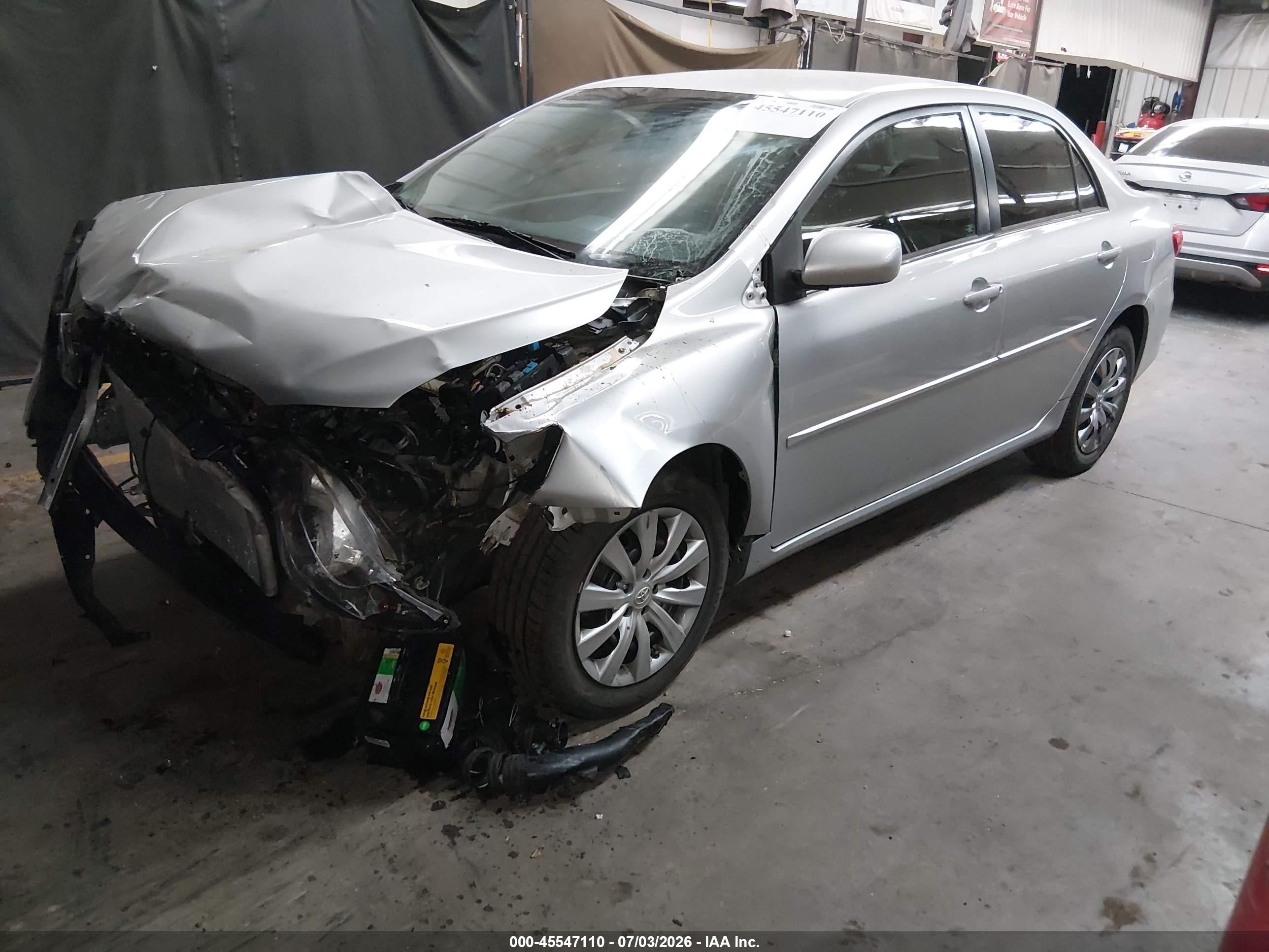 2013 Toyota Corolla Le Silver vin: 5YFBU4EE7DP074813