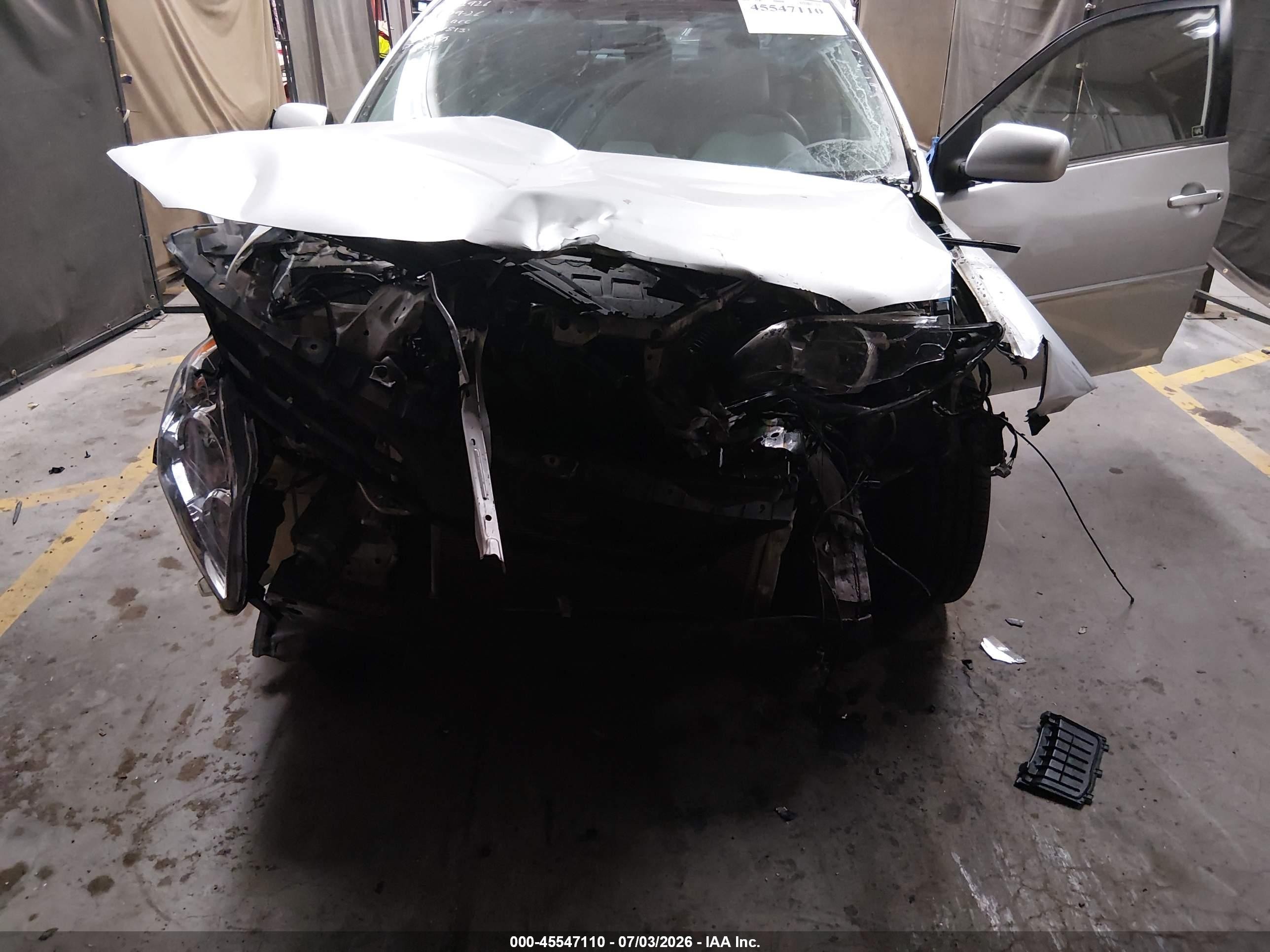 2013 Toyota Corolla Le Silver vin: 5YFBU4EE7DP074813