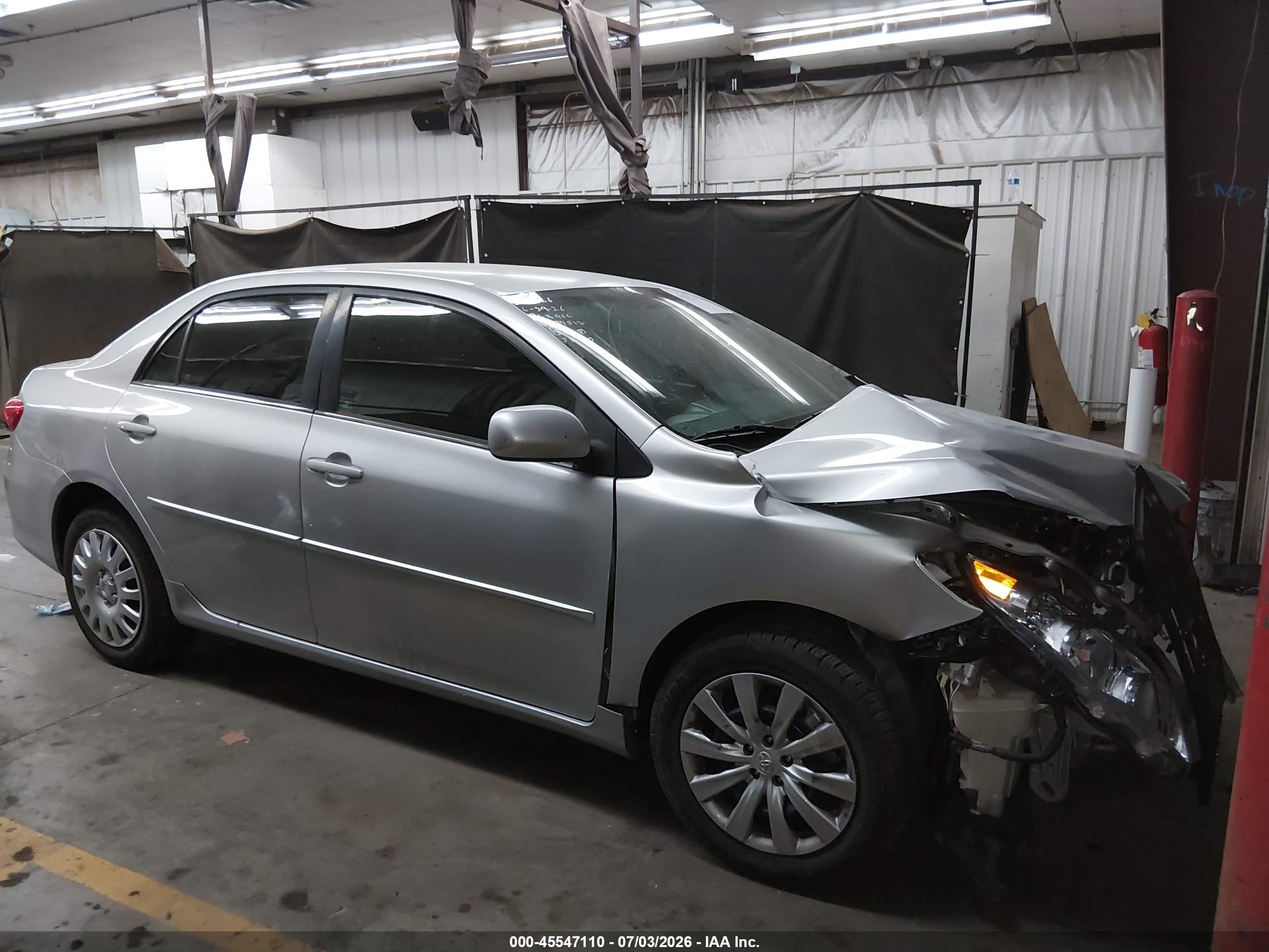 2013 Toyota Corolla Le Silver vin: 5YFBU4EE7DP074813